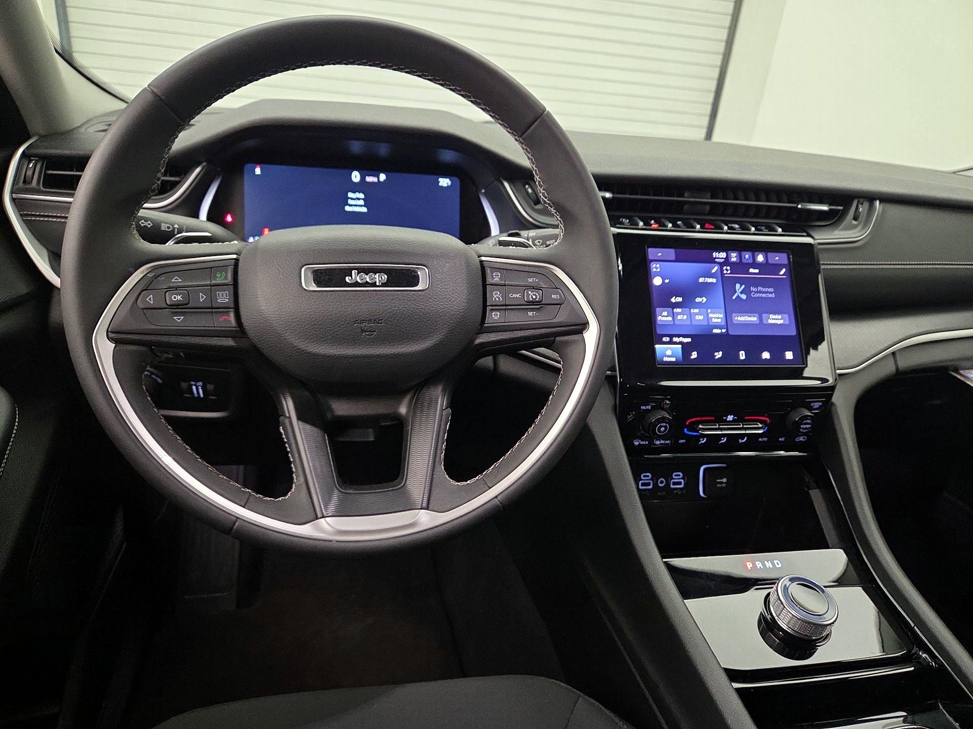 Thumbnail: 2023 Jeep Grand Cherokee L - 10