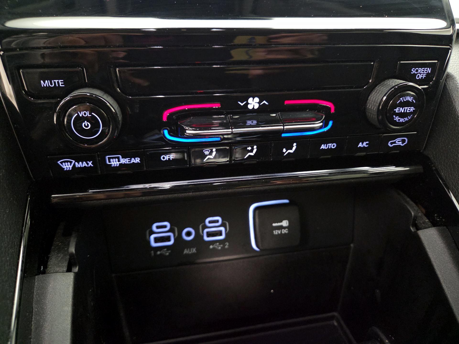 Thumbnail: 2023 Jeep Grand Cherokee L - 16