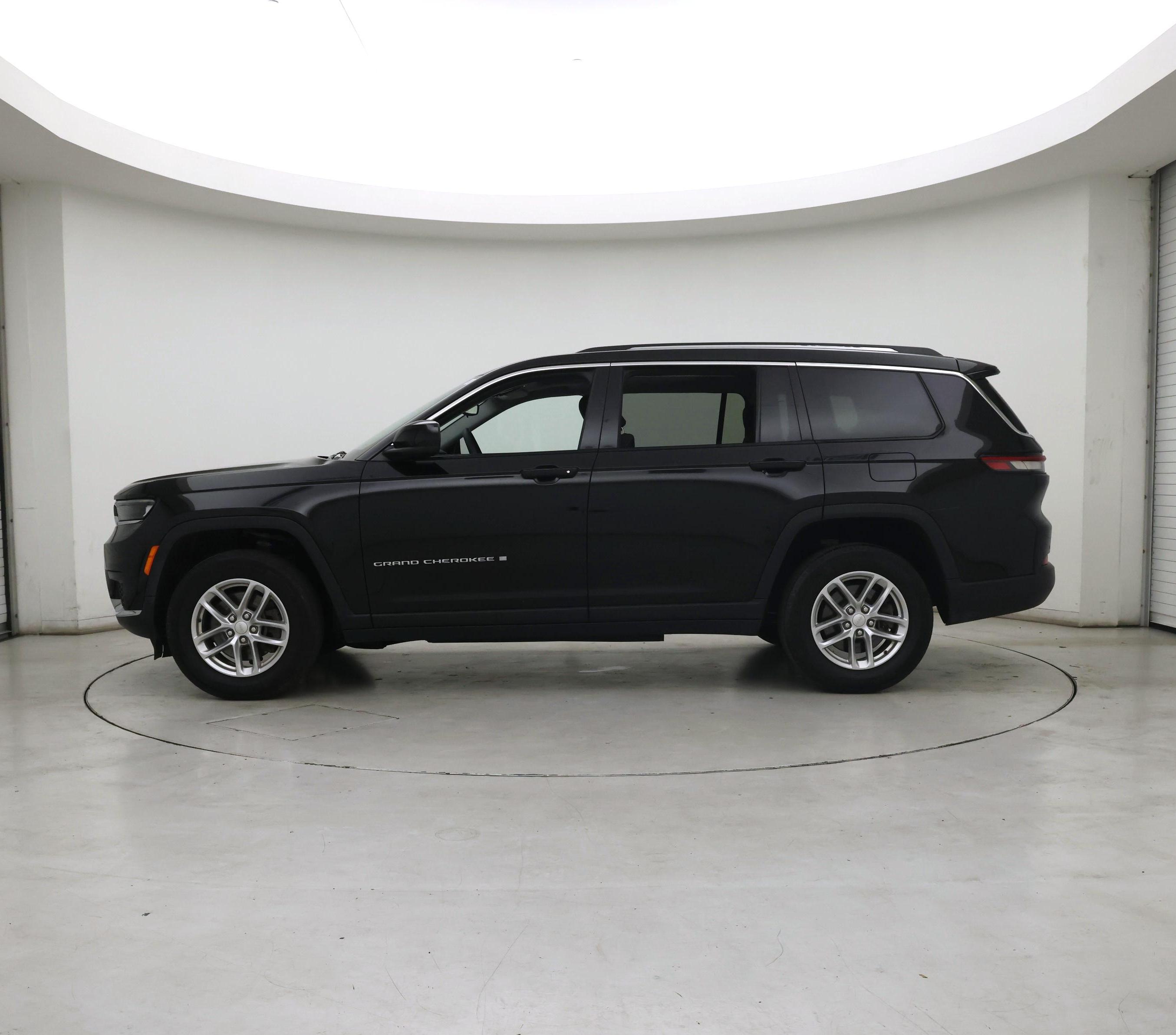 Thumbnail: 2023 Jeep Grand Cherokee L - 3