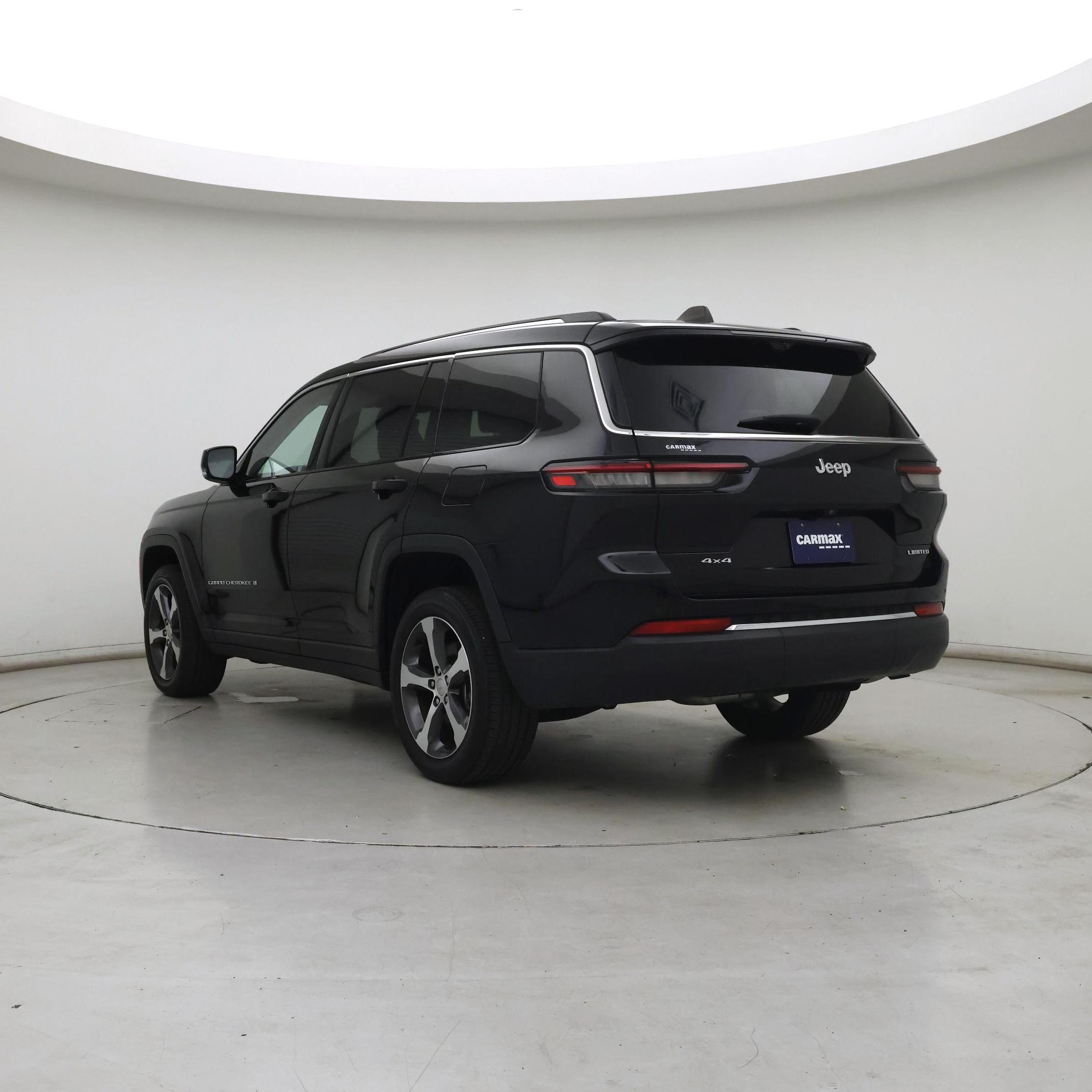 Thumbnail: 2023 Jeep Grand Cherokee L - 2
