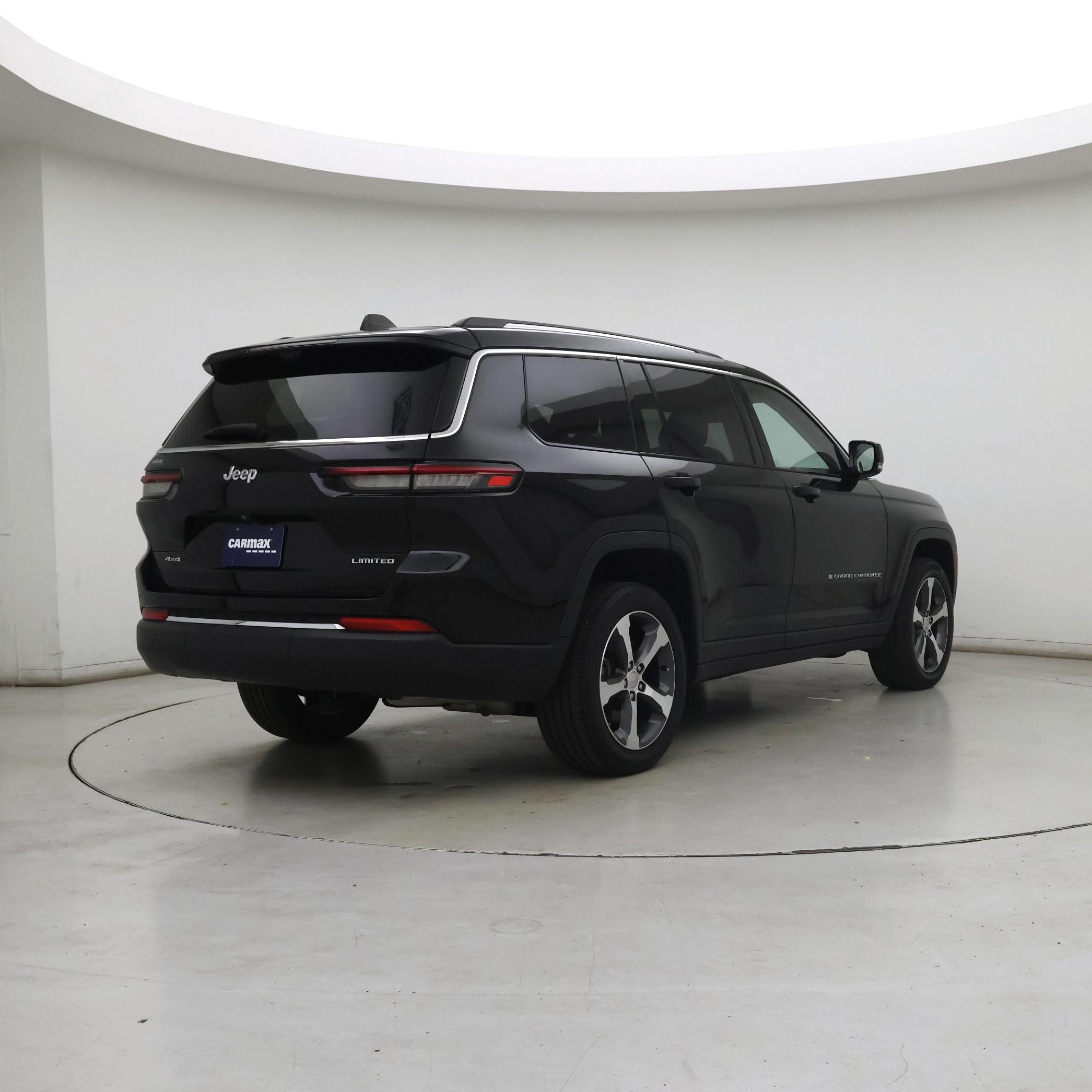 Thumbnail: 2023 Jeep Grand Cherokee L - 8