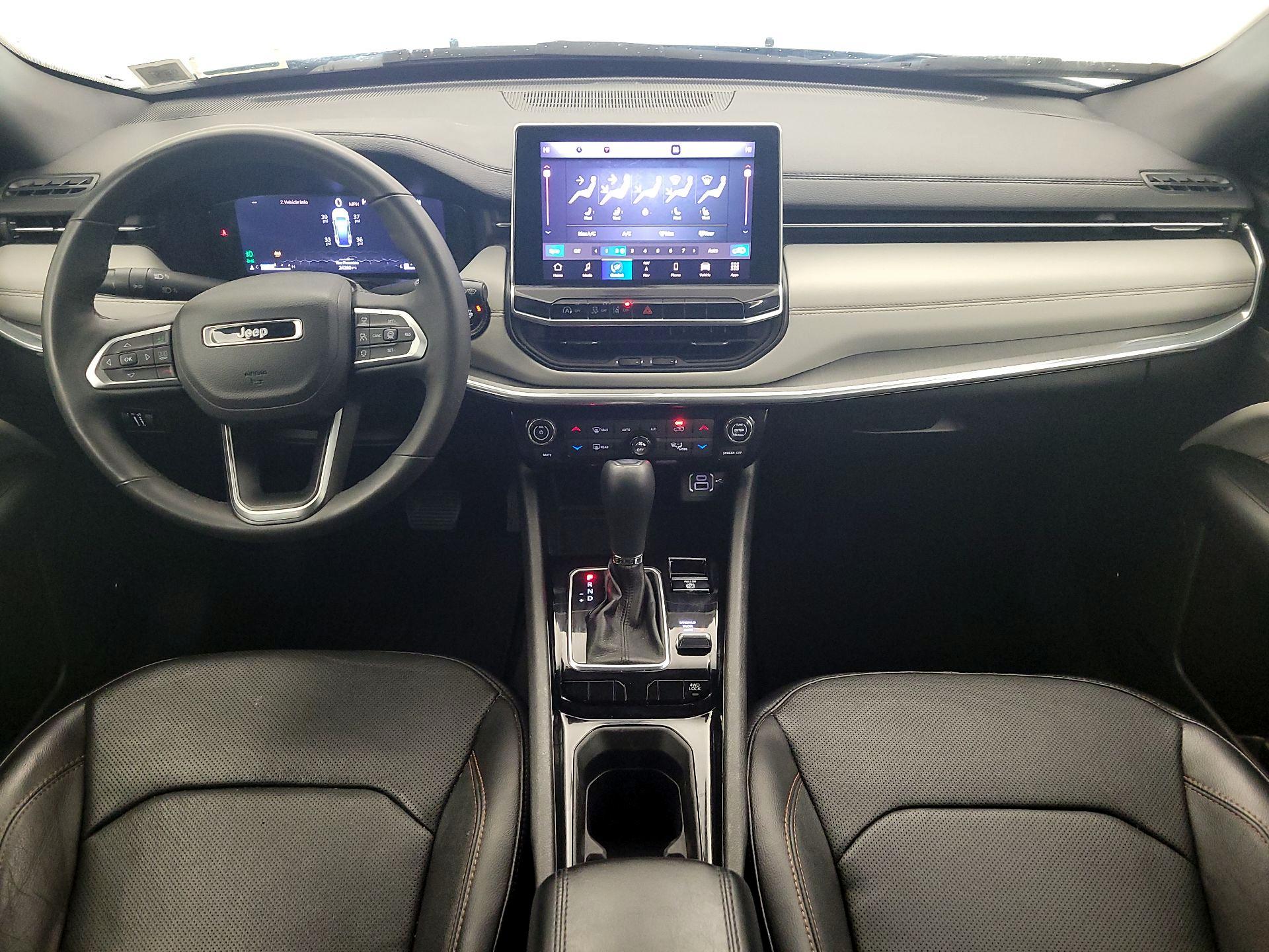 Thumbnail: 2023 Jeep Compass - 9