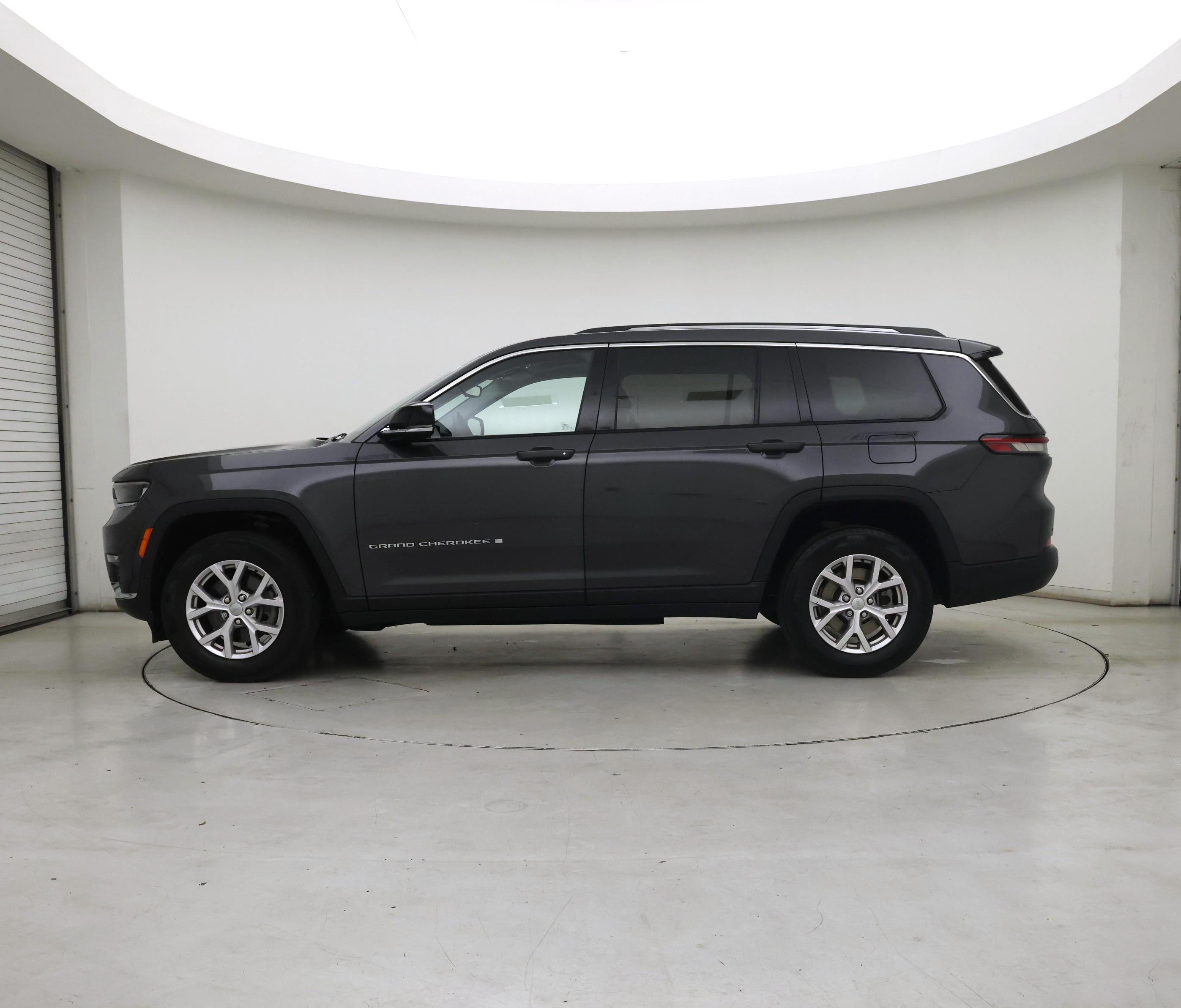 Thumbnail: 2022 Jeep Grand Cherokee L - 3