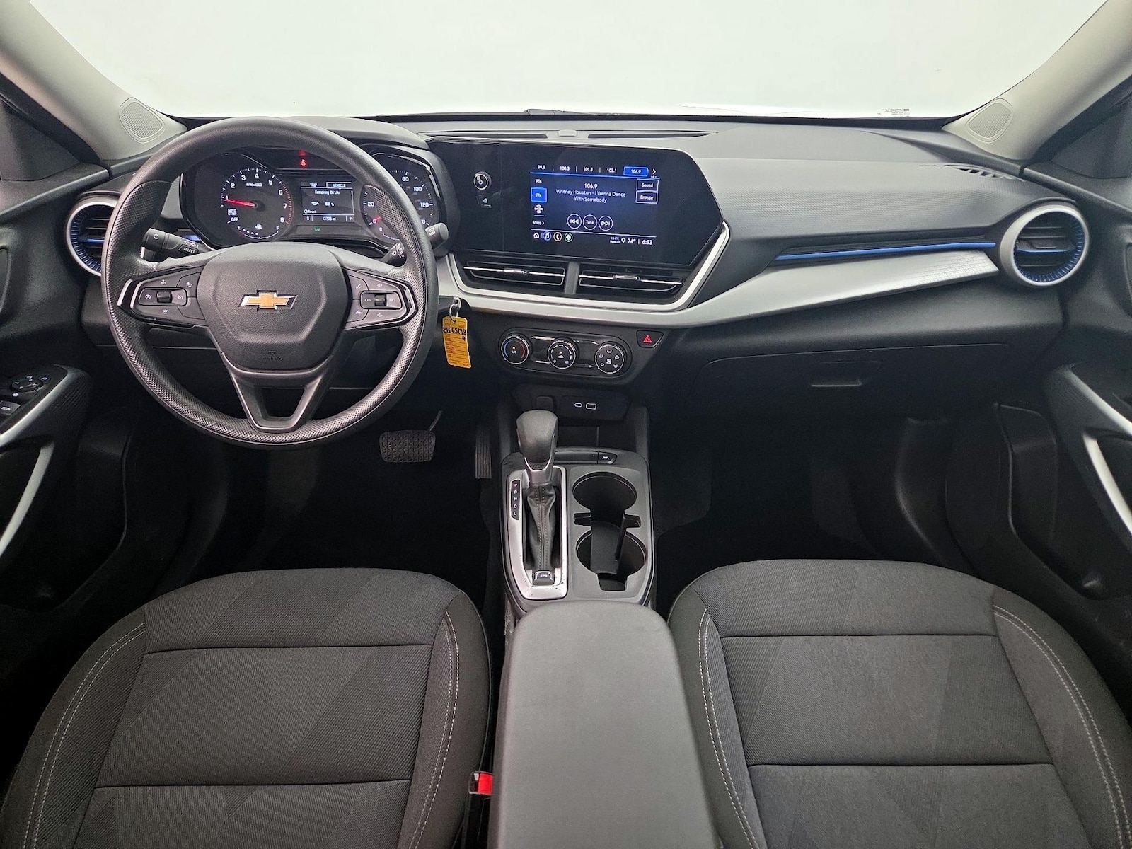 2024 Chevrolet Trax LS - Photo 10