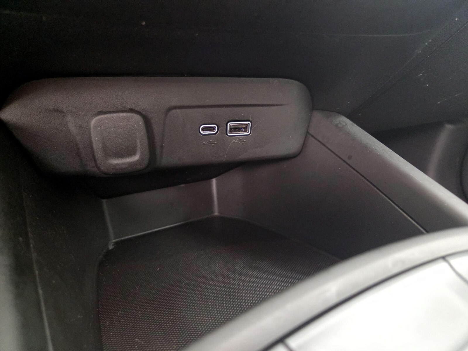 2024 Chevrolet Trax LS - Photo 19