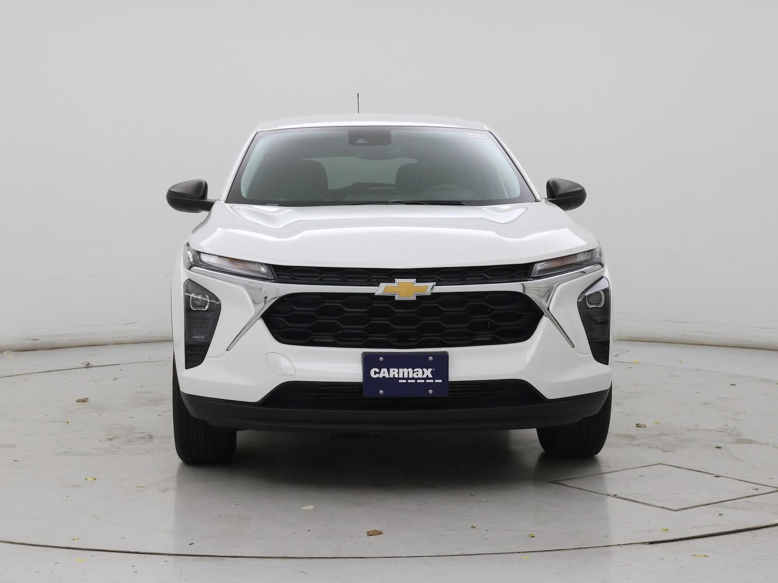 2024 Chevrolet Trax LS - Photo 6