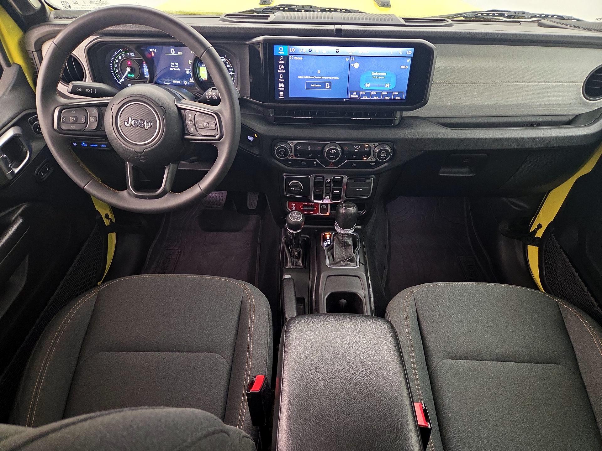 Thumbnail: 2024 Jeep Wrangler - 9