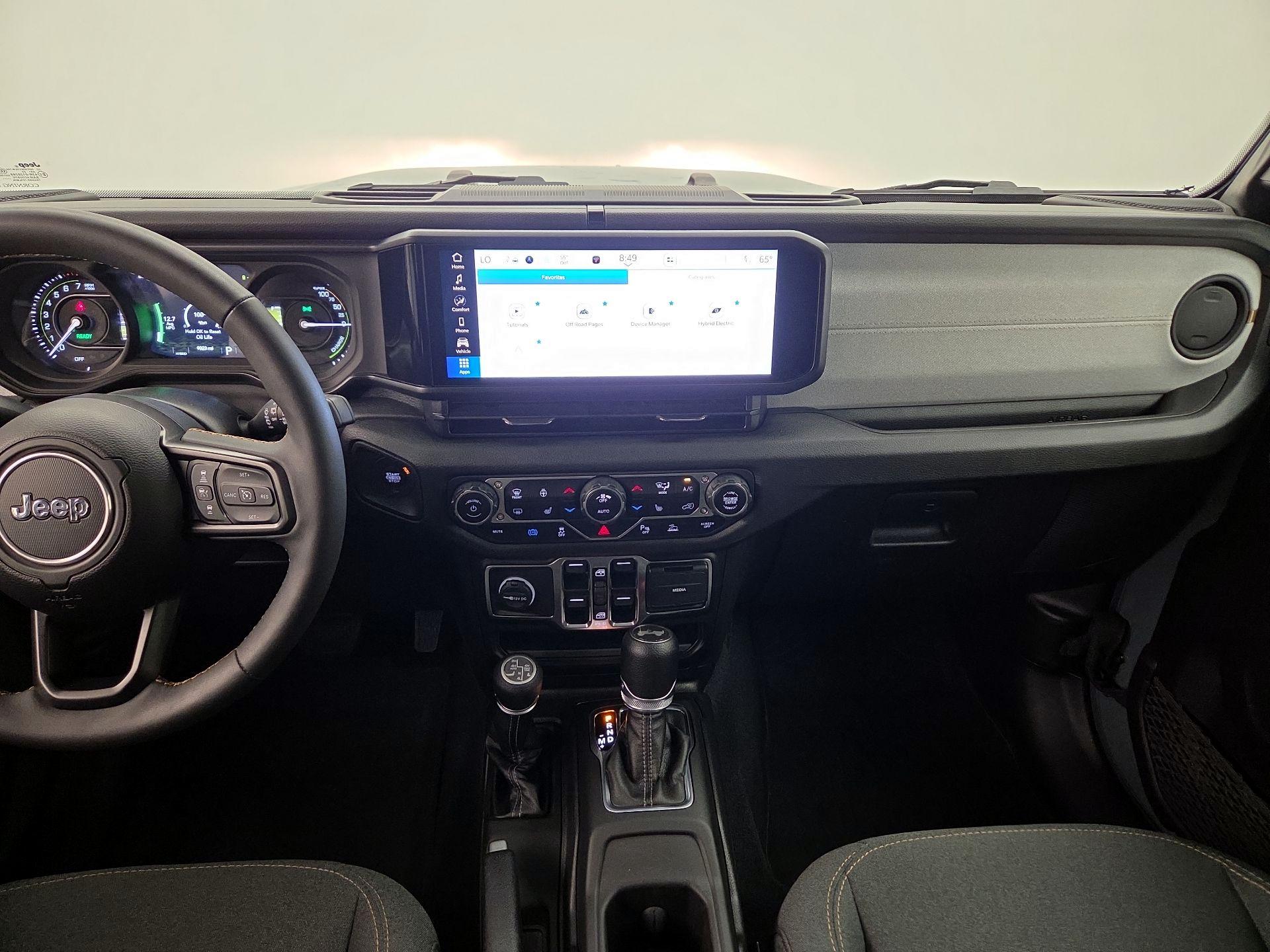 Thumbnail: 2024 Jeep Wrangler - 9