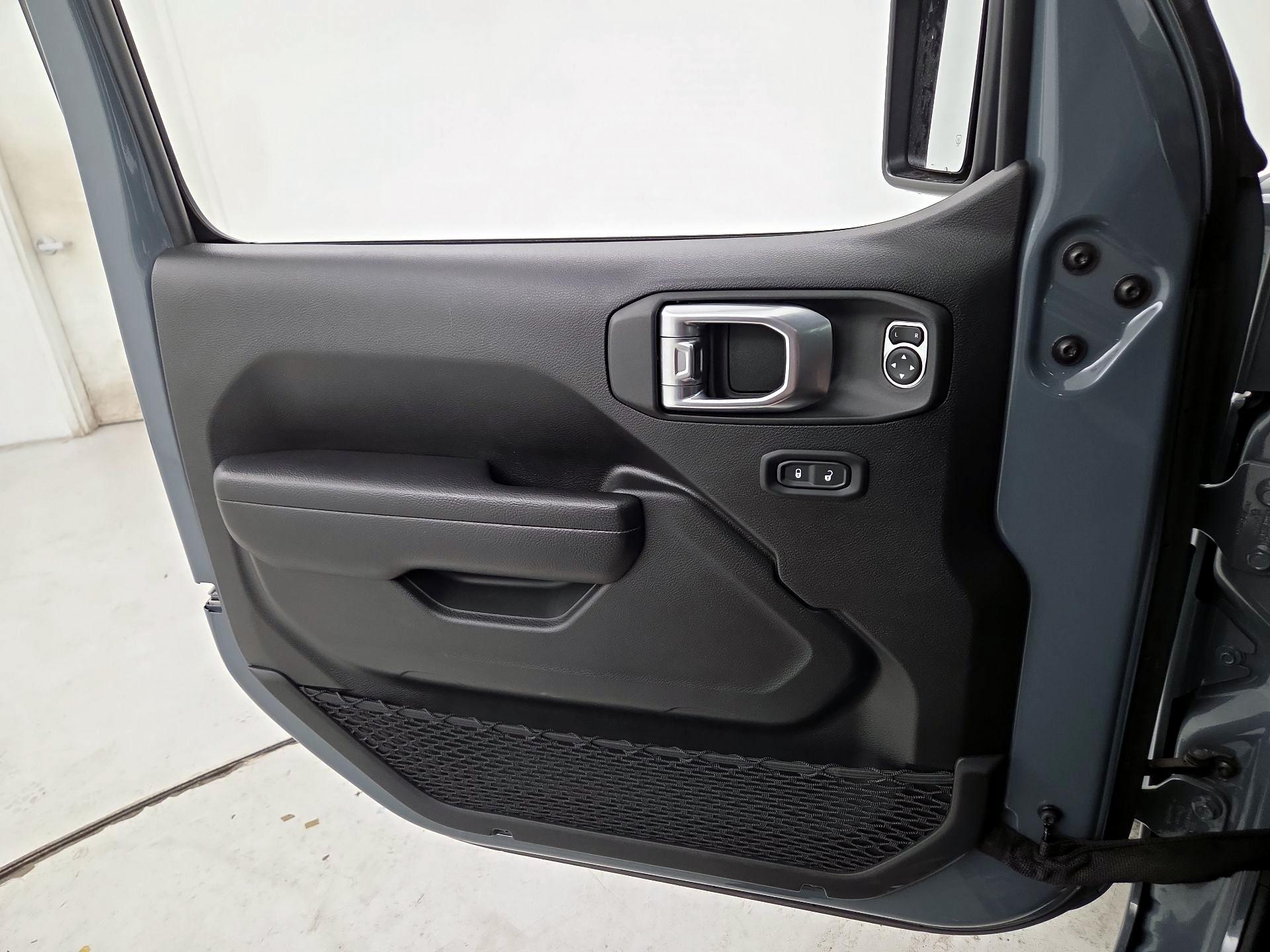 Thumbnail: 2024 Jeep Wrangler - 12