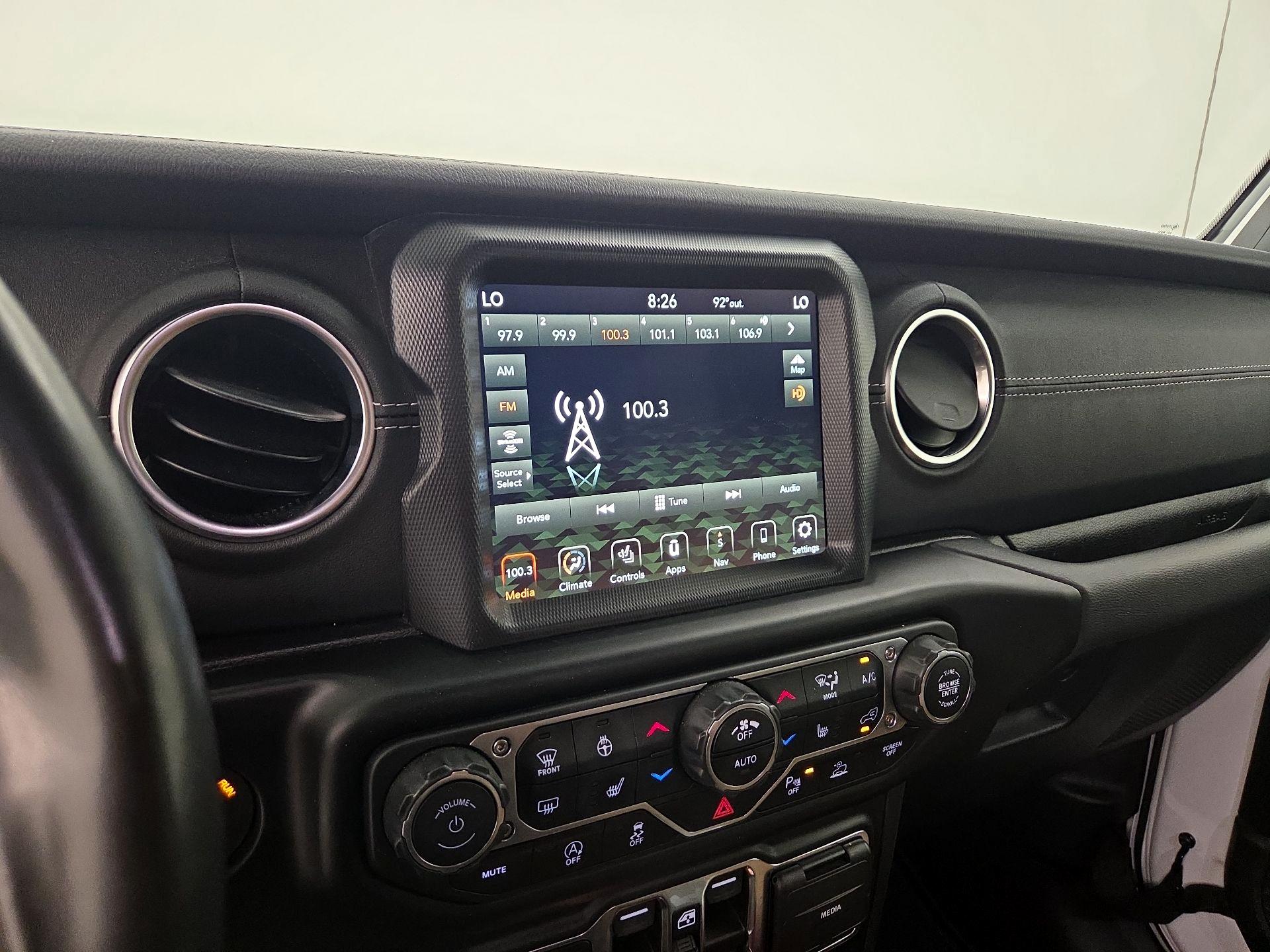 Thumbnail: 2022 Jeep Wrangler - 16