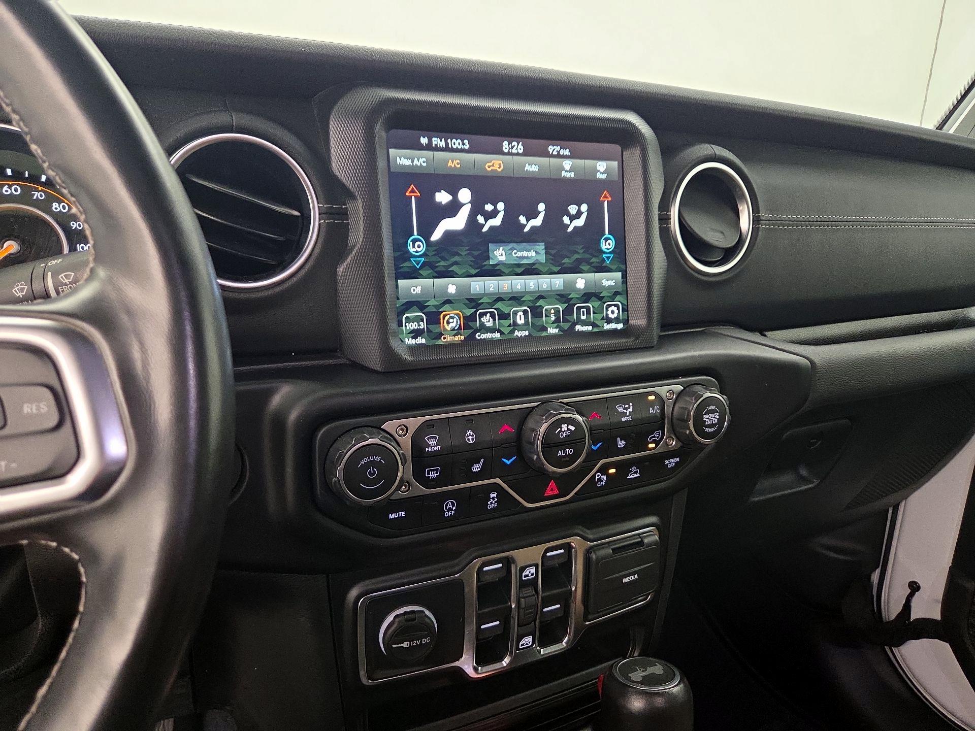 Thumbnail: 2022 Jeep Wrangler - 17