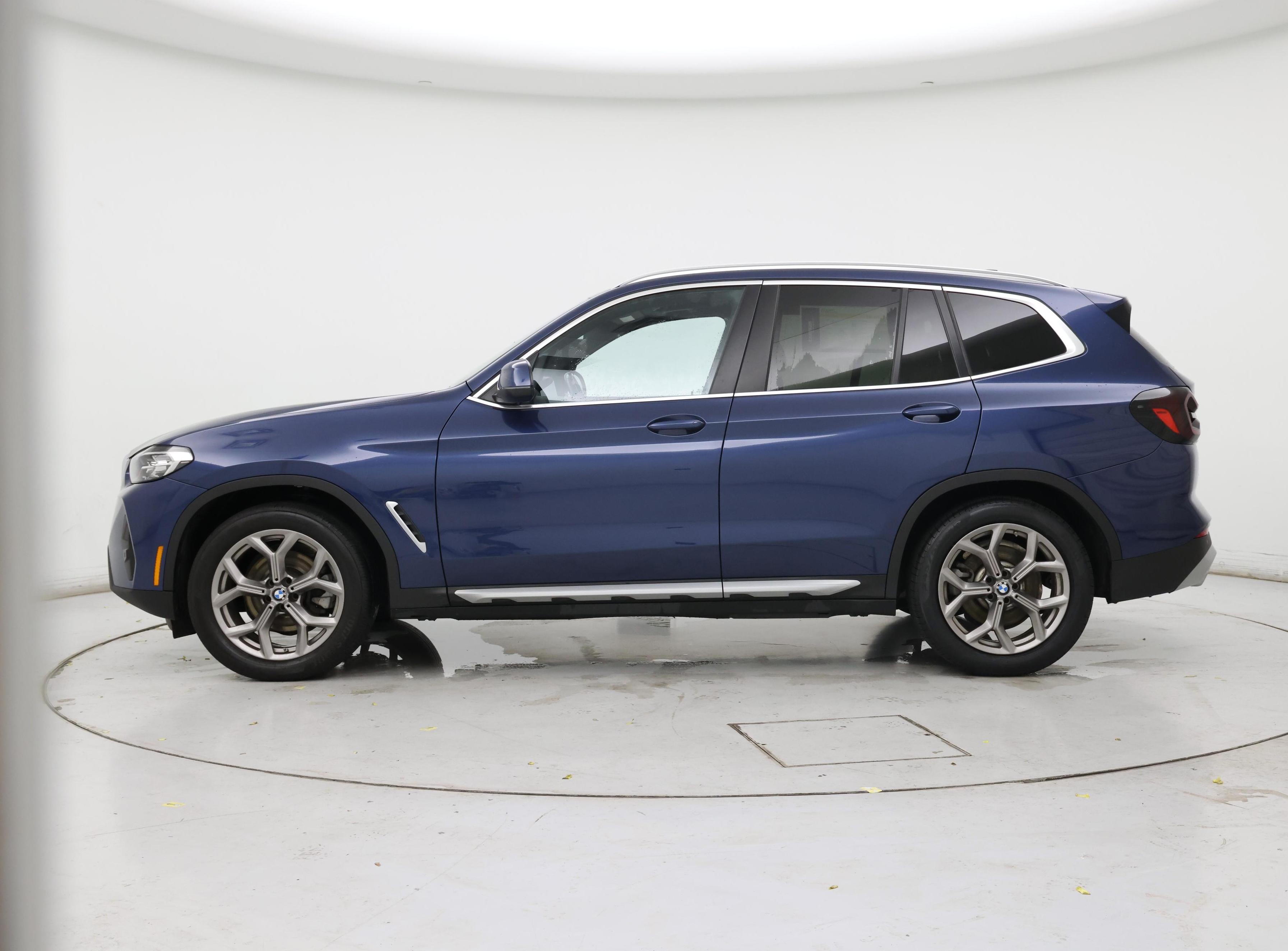 Thumbnail: 2023 BMW X3 - 3