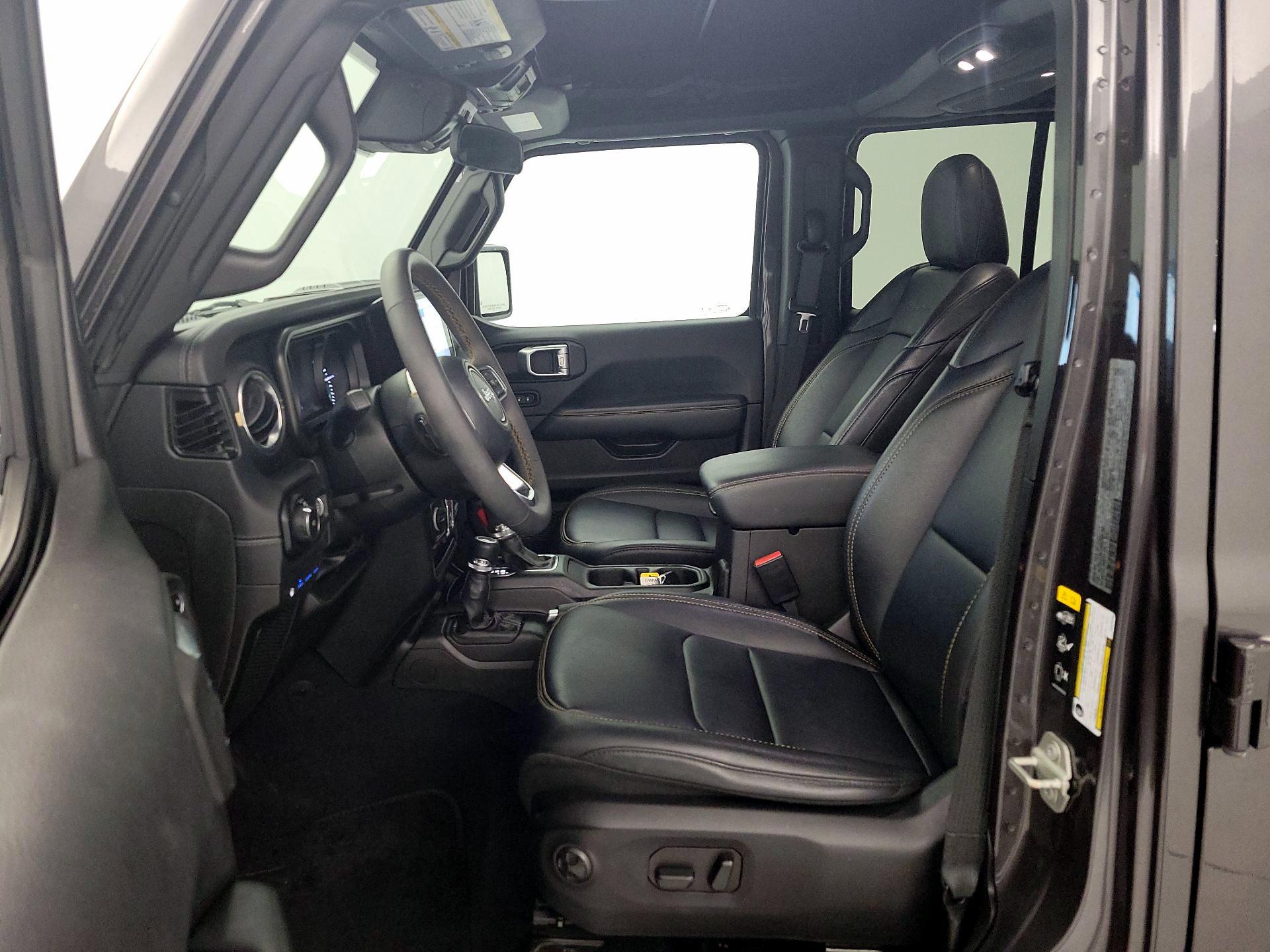 Thumbnail: 2024 Jeep Wrangler - 11
