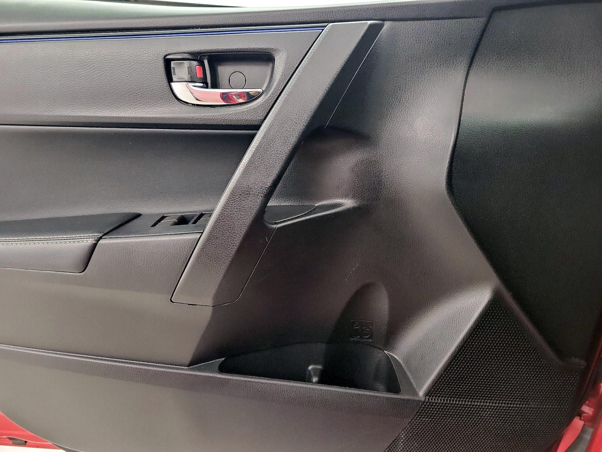 Thumbnail: 2017 Toyota Corolla - 12