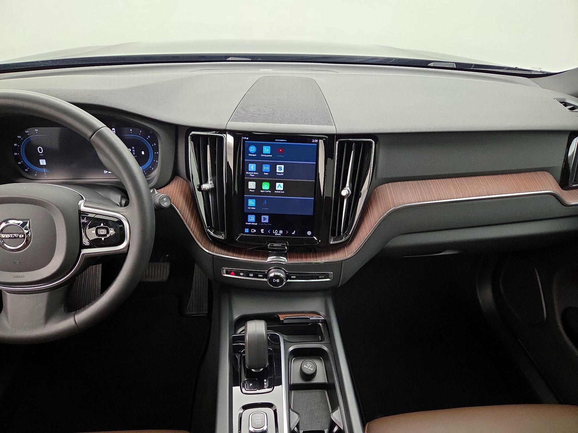 Thumbnail: 2023 Volvo XC60 - 9