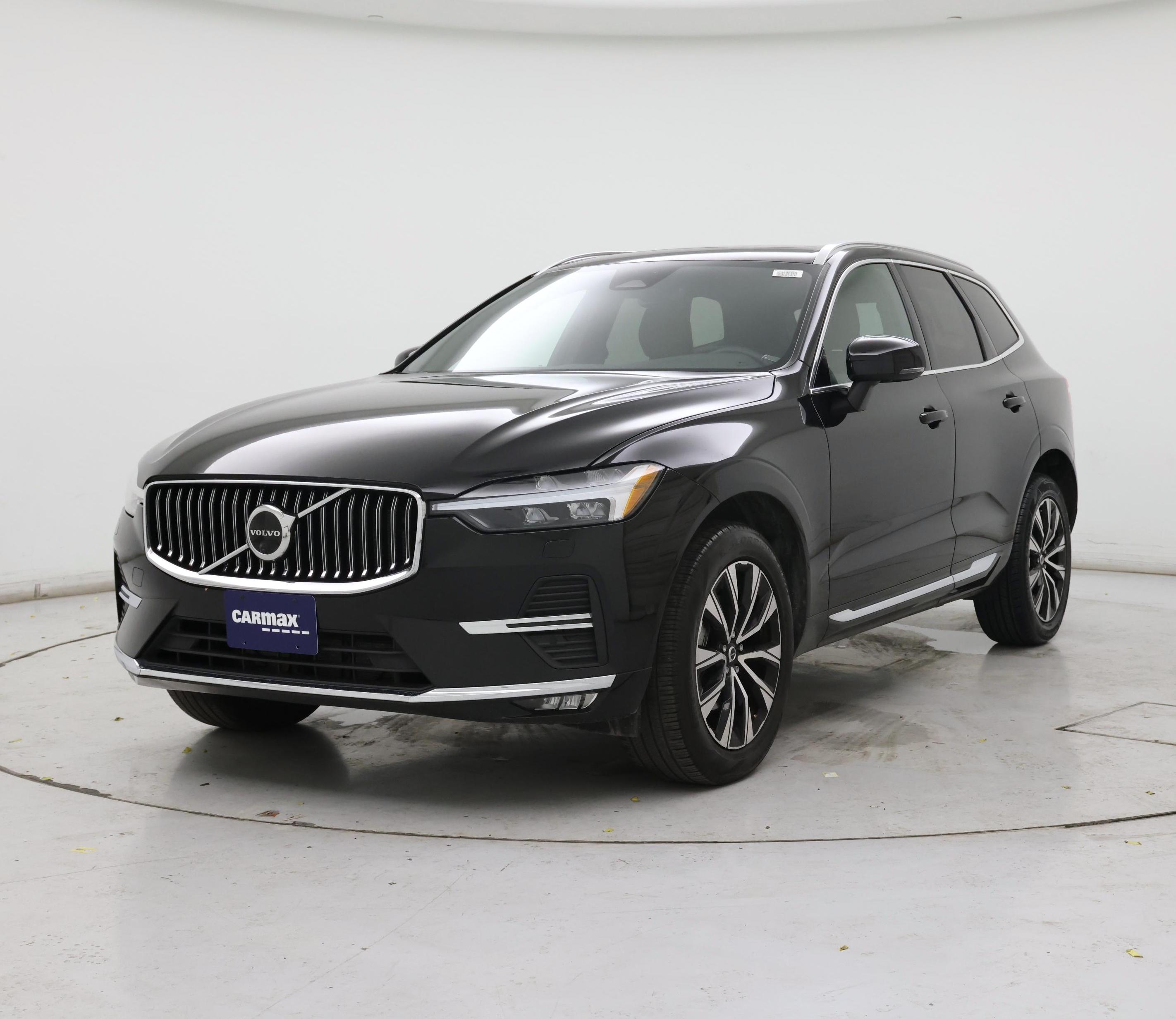 Thumbnail: 2023 Volvo XC60 - 4