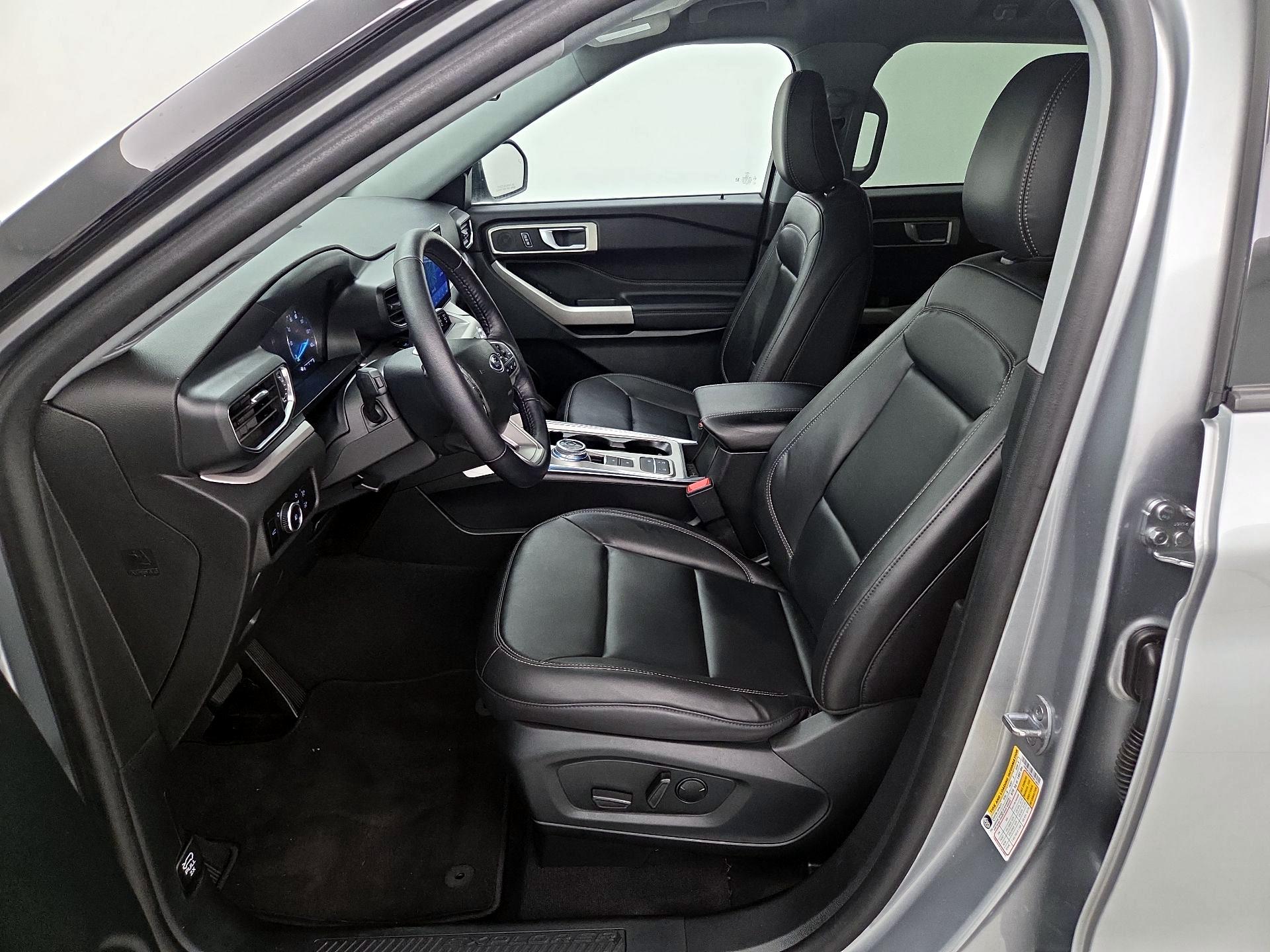 Thumbnail: 2023 Ford Explorer - 11