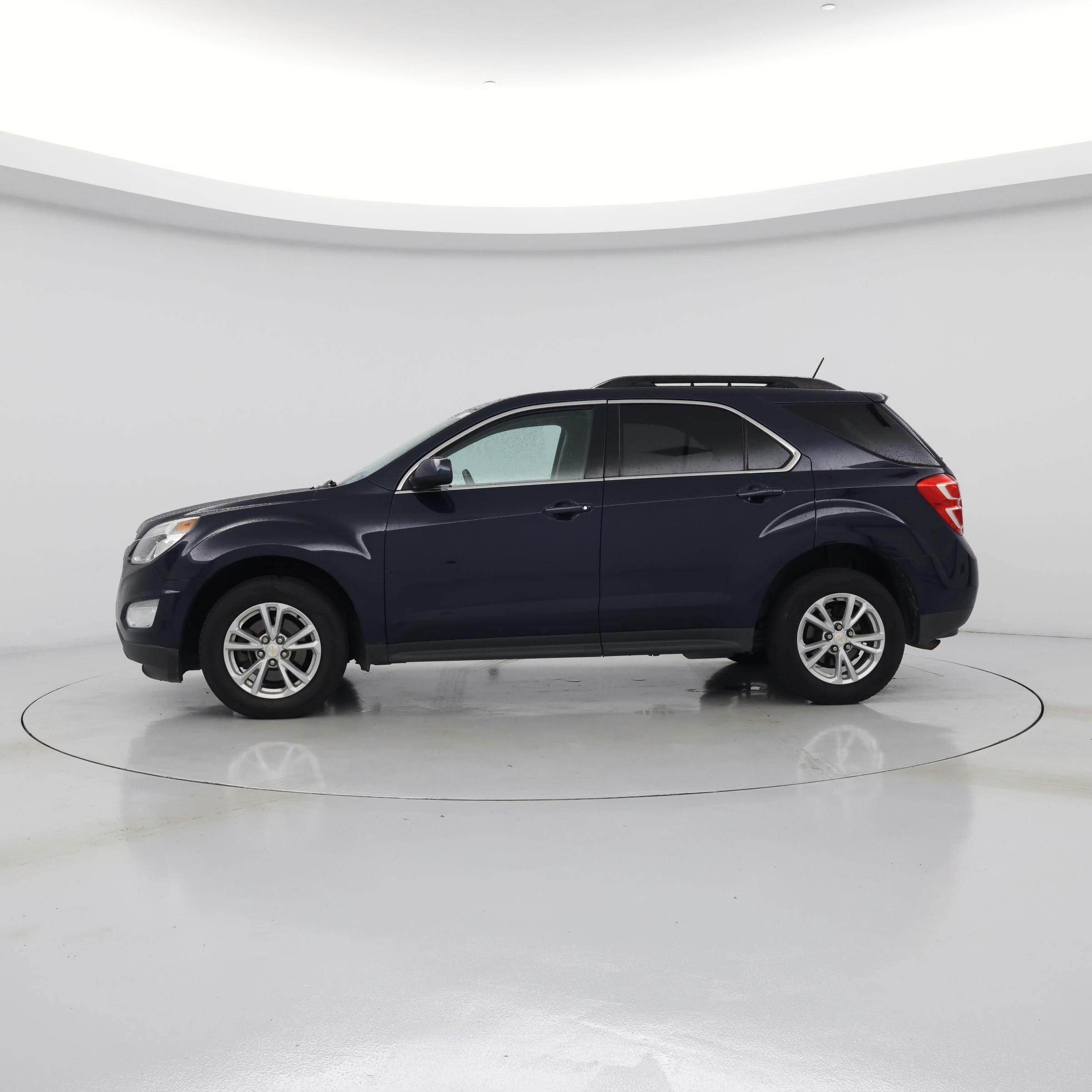 Thumbnail: 2016 Chevrolet Equinox - 3