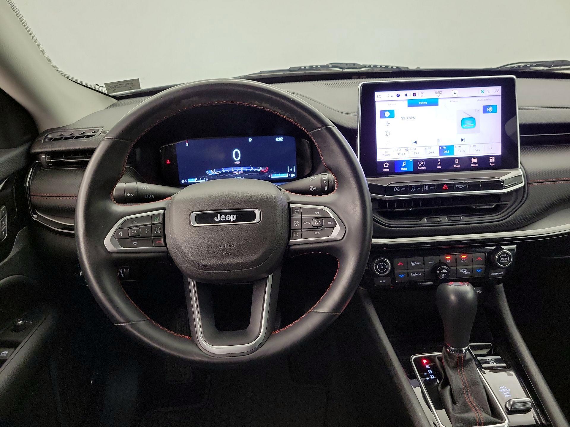 Thumbnail: 2022 Jeep Compass - 10