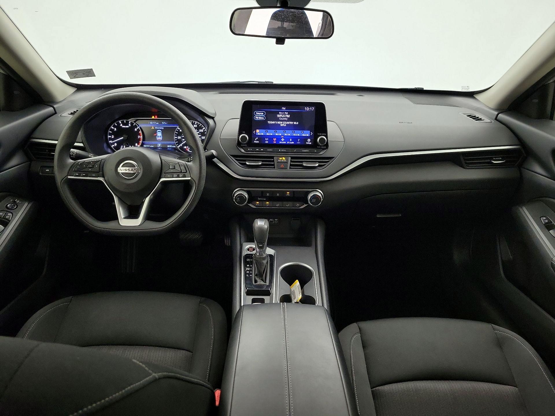 Thumbnail: 2022 Nissan Altima - 9