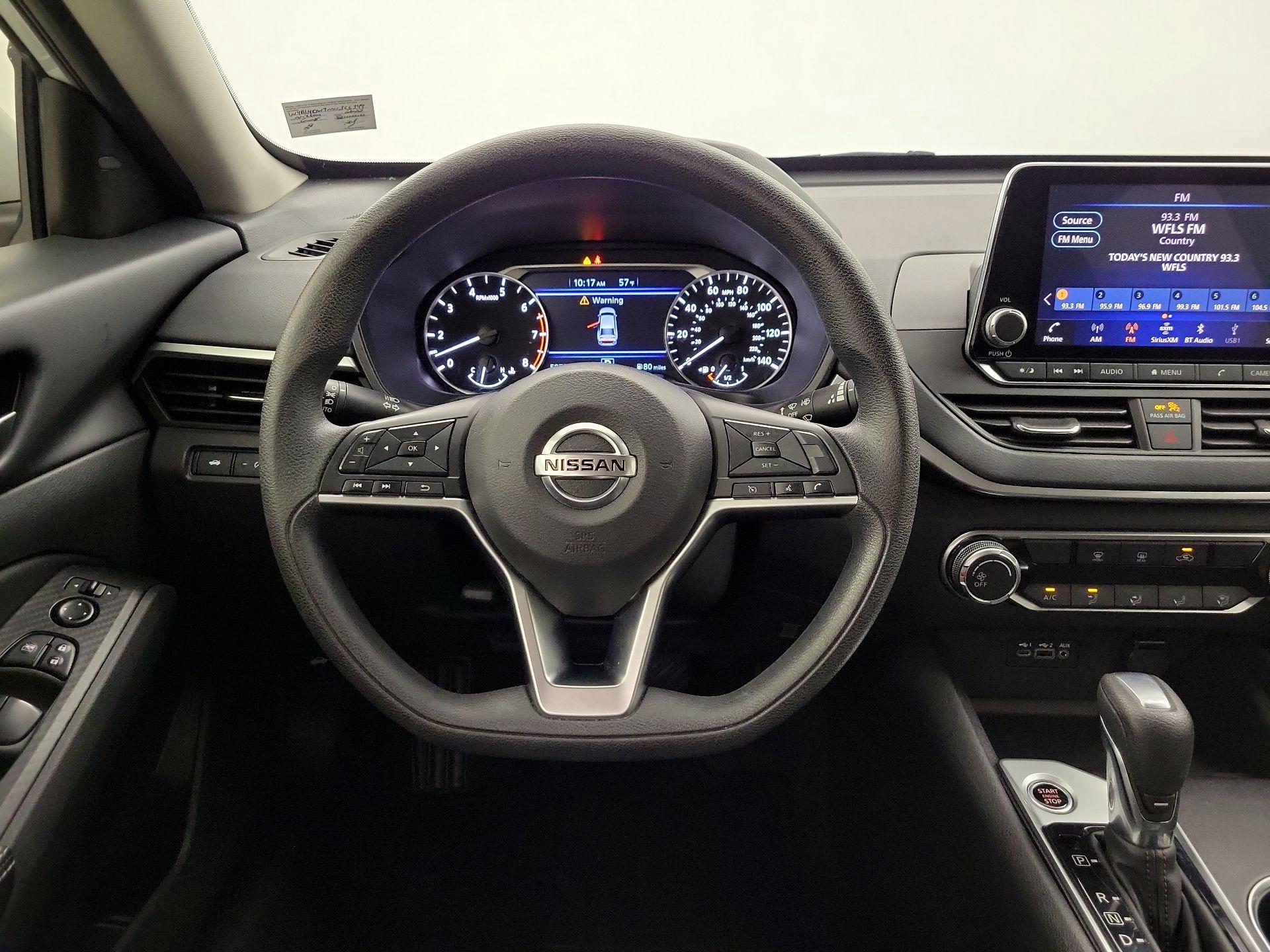 Thumbnail: 2022 Nissan Altima - 10