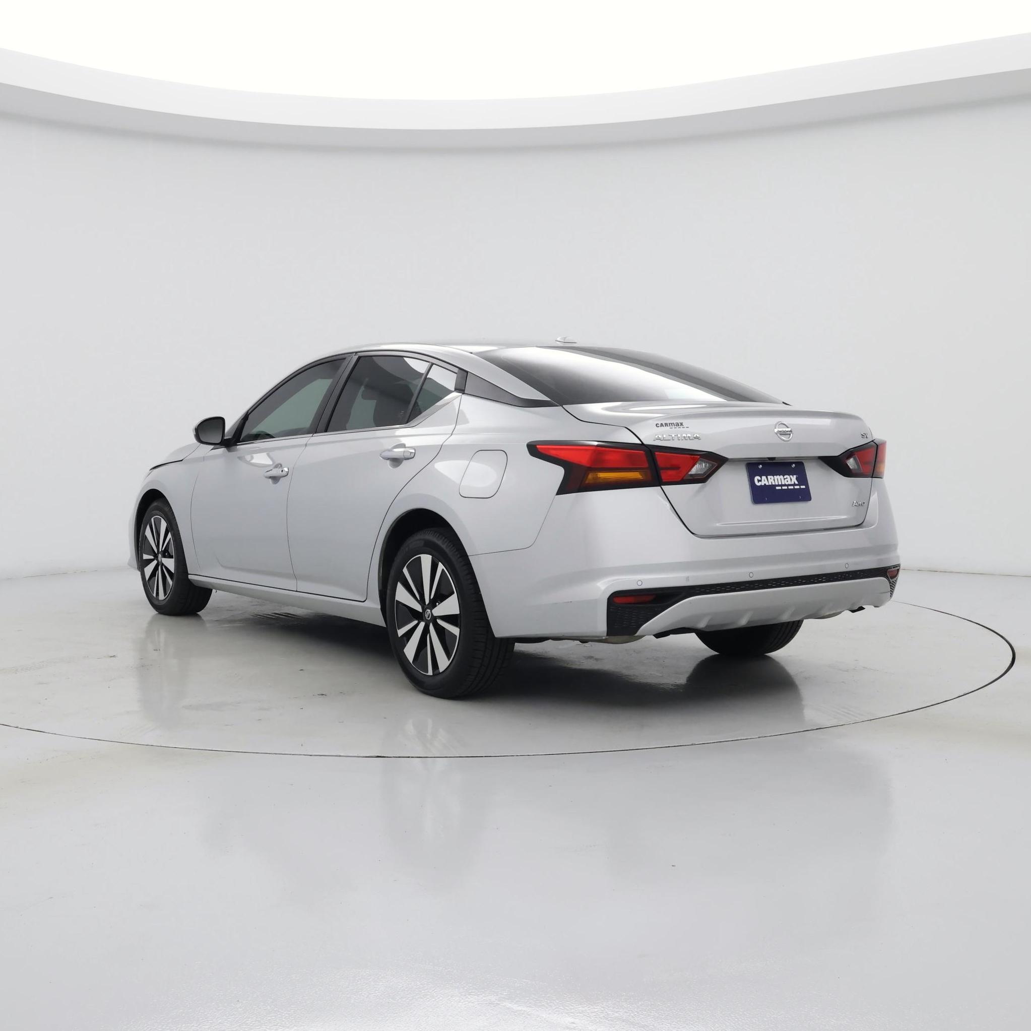 Thumbnail: 2022 Nissan Altima - 2