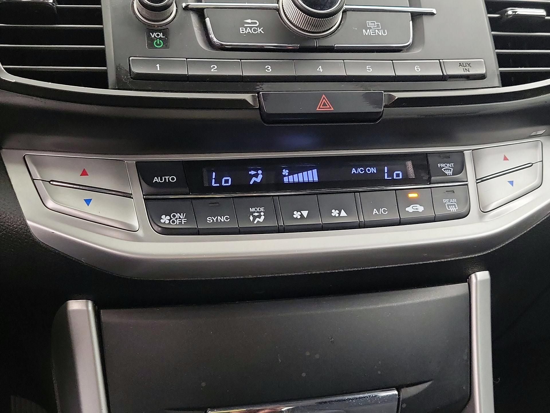 Thumbnail: 2015 Honda Accord - 16