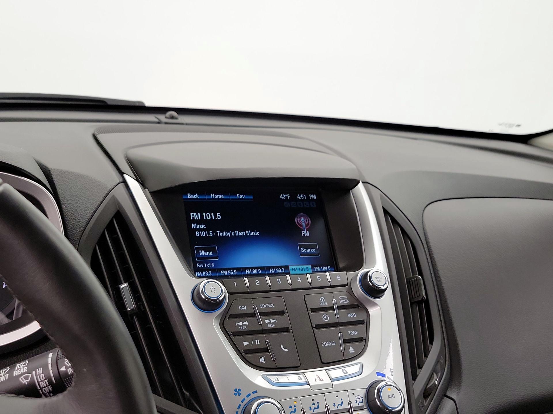 Thumbnail: 2015 Chevrolet Equinox - 14