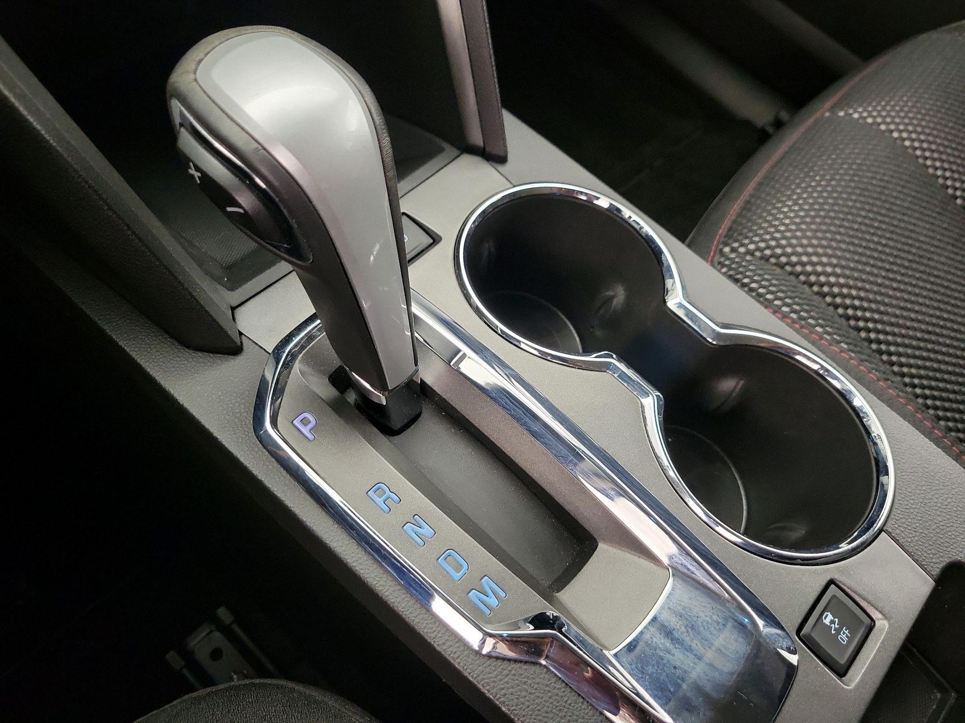 Thumbnail: 2015 Chevrolet Equinox - 16