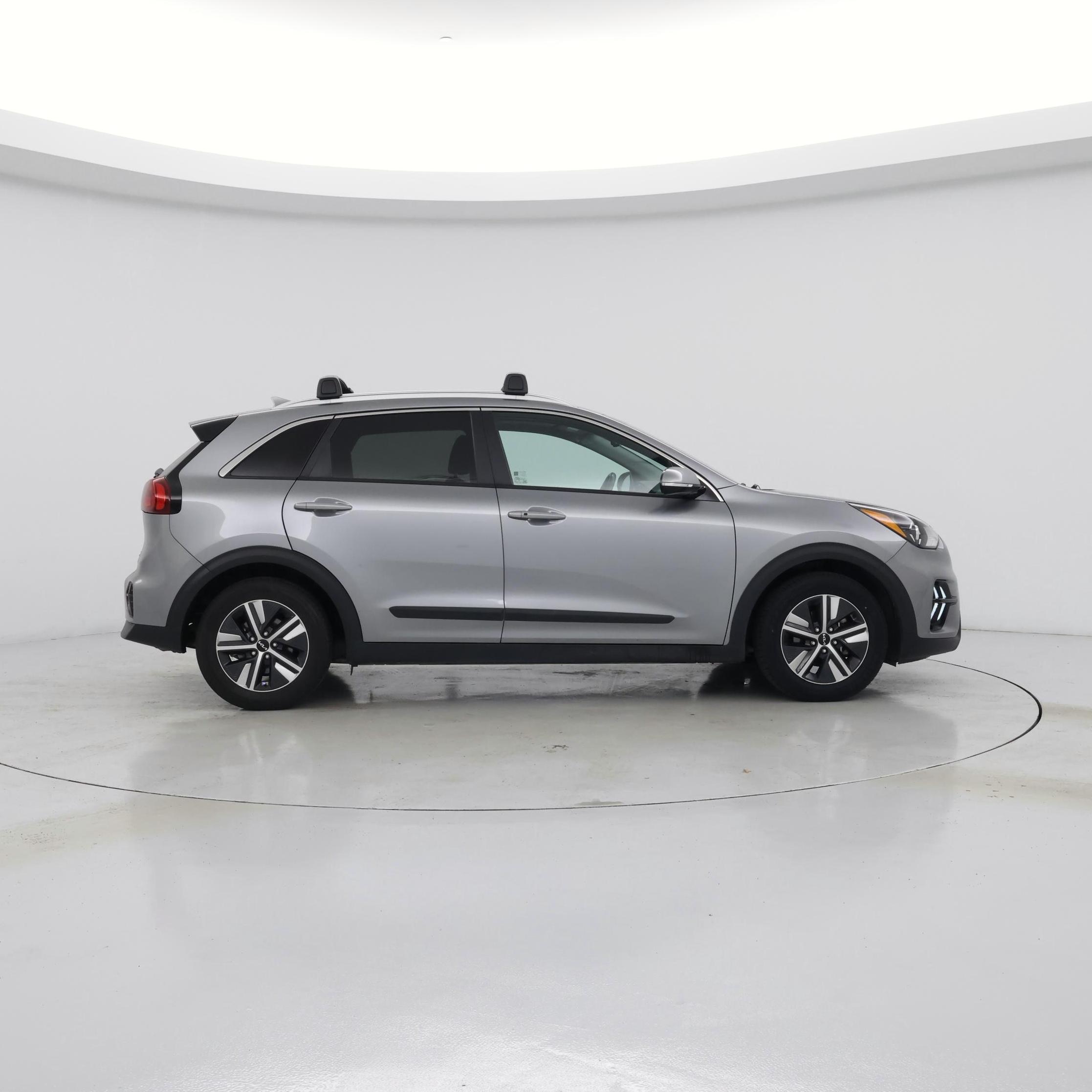 Thumbnail: 2022 Kia Niro - 7