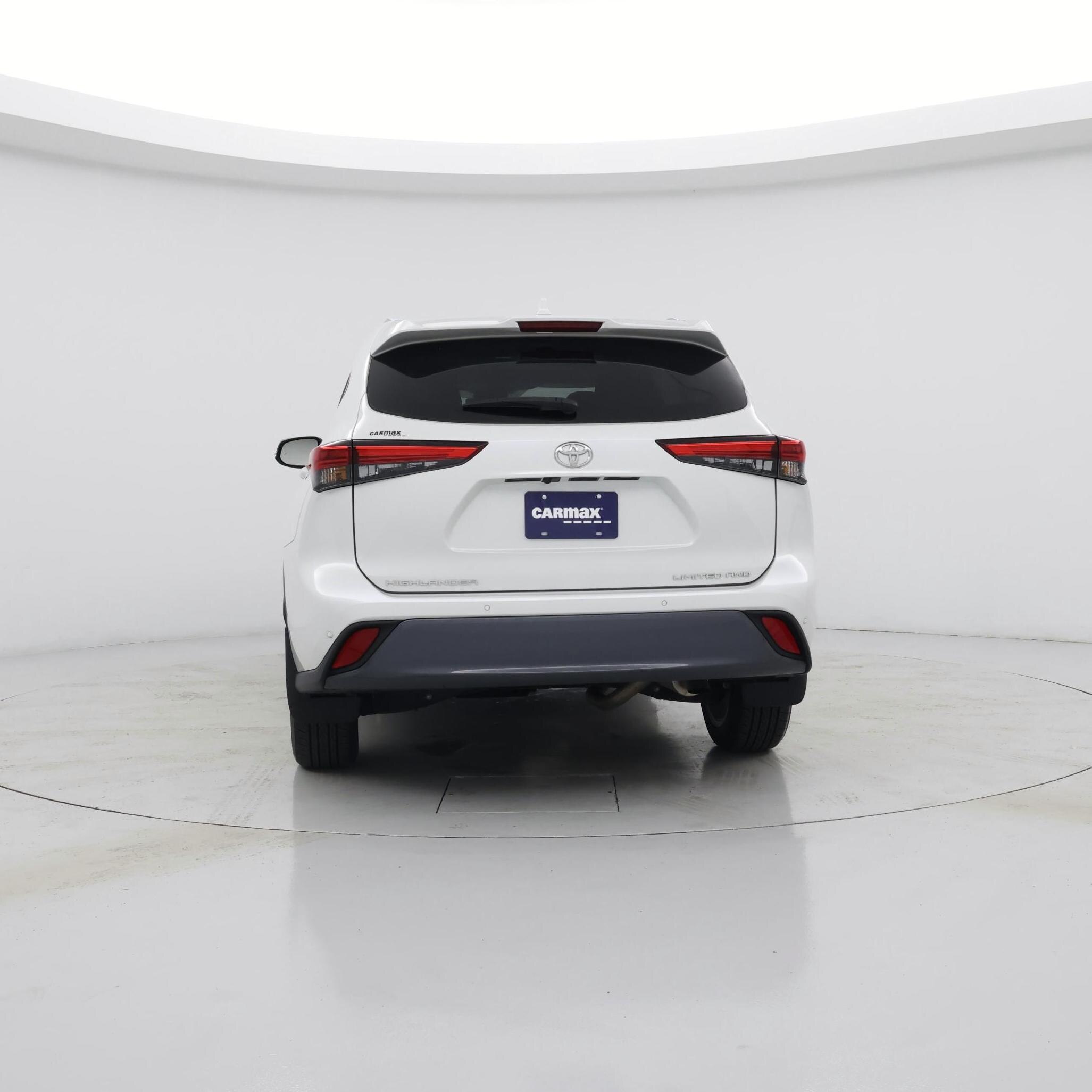 Thumbnail: 2023 Toyota Highlander - 6