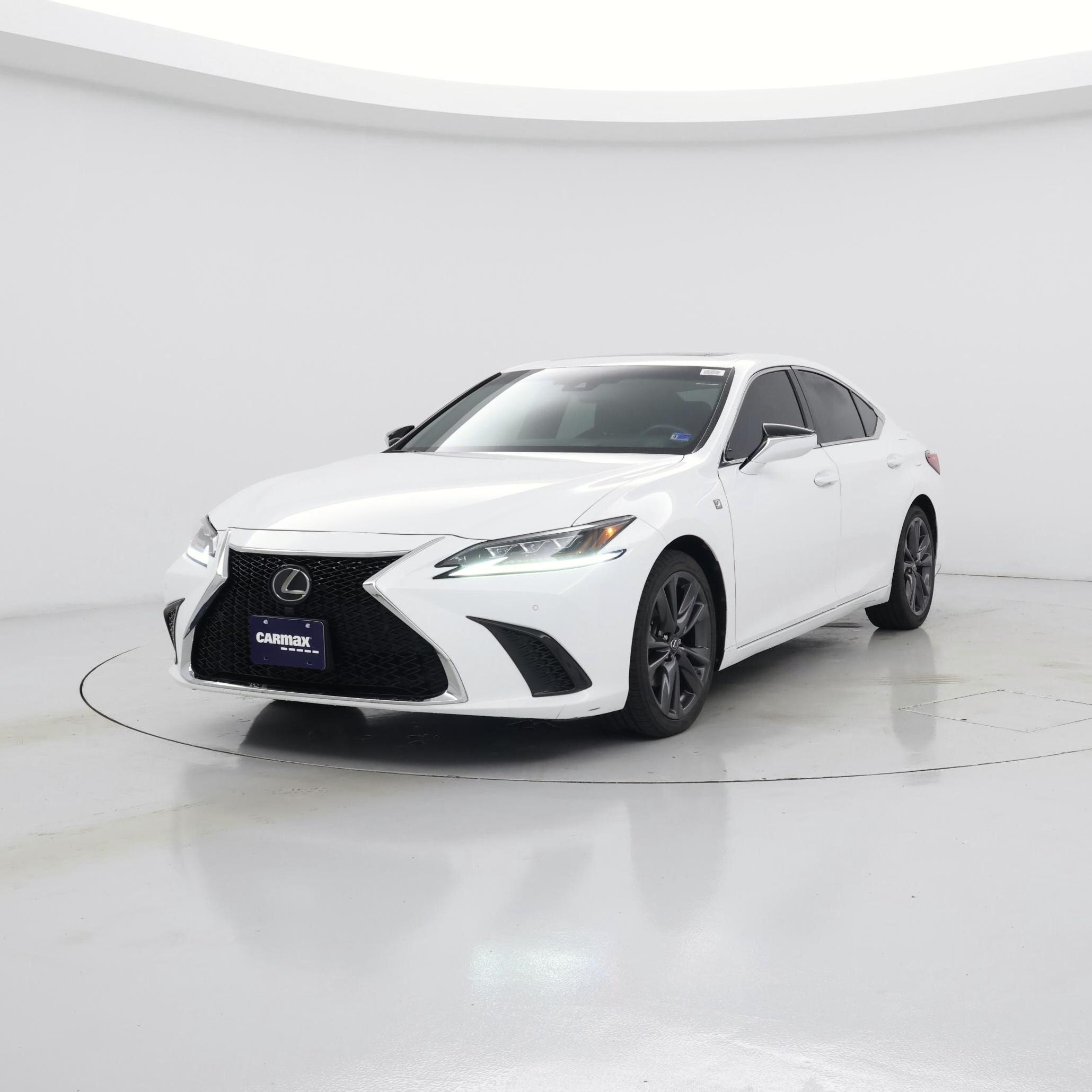 Thumbnail: 2021 Lexus ES - 4