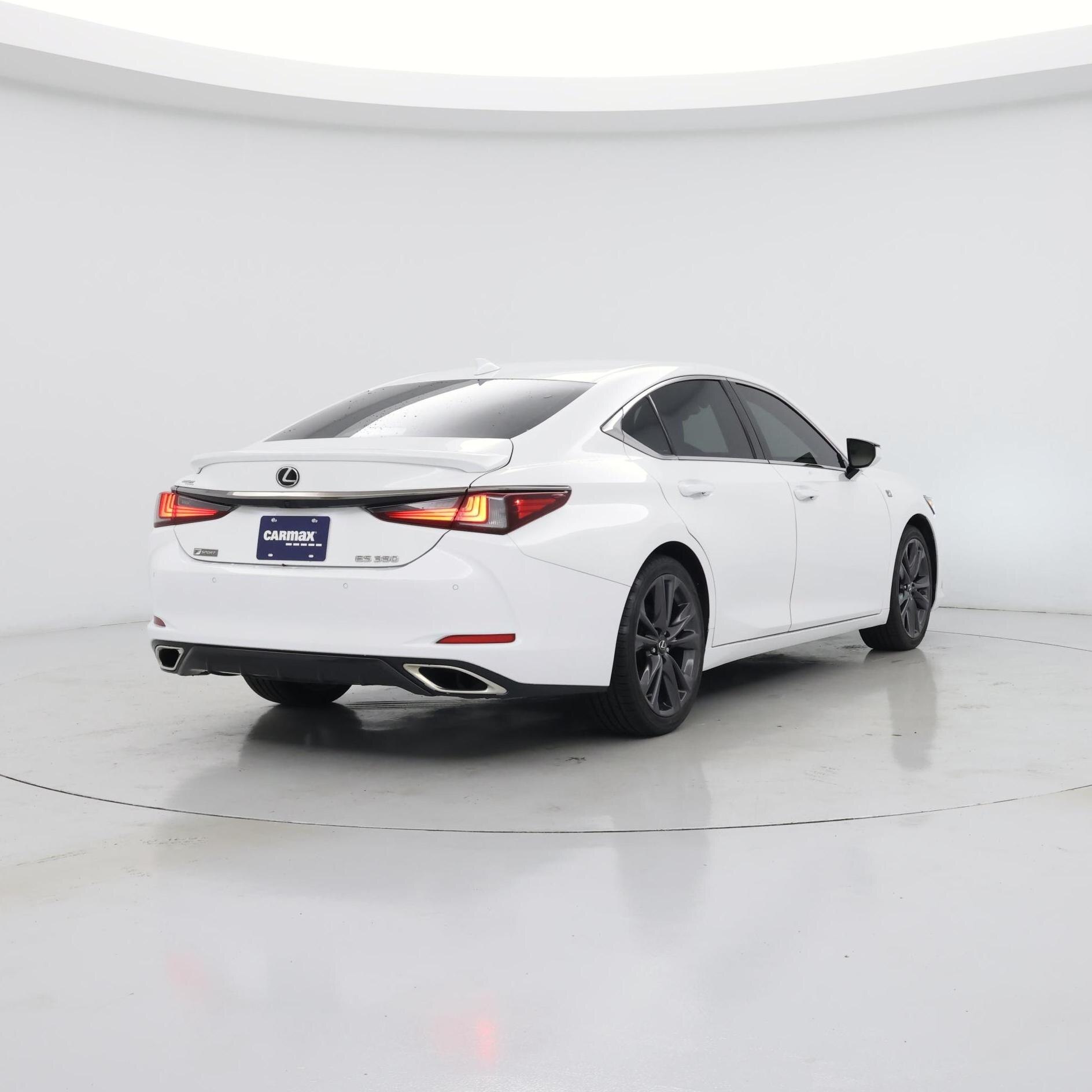 Thumbnail: 2021 Lexus ES - 8