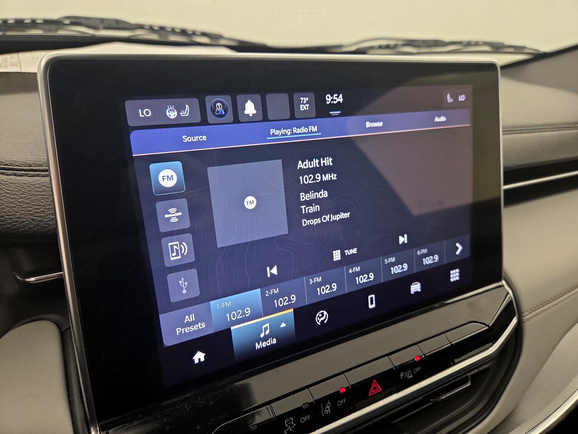 Thumbnail: 2023 Jeep Compass - 15