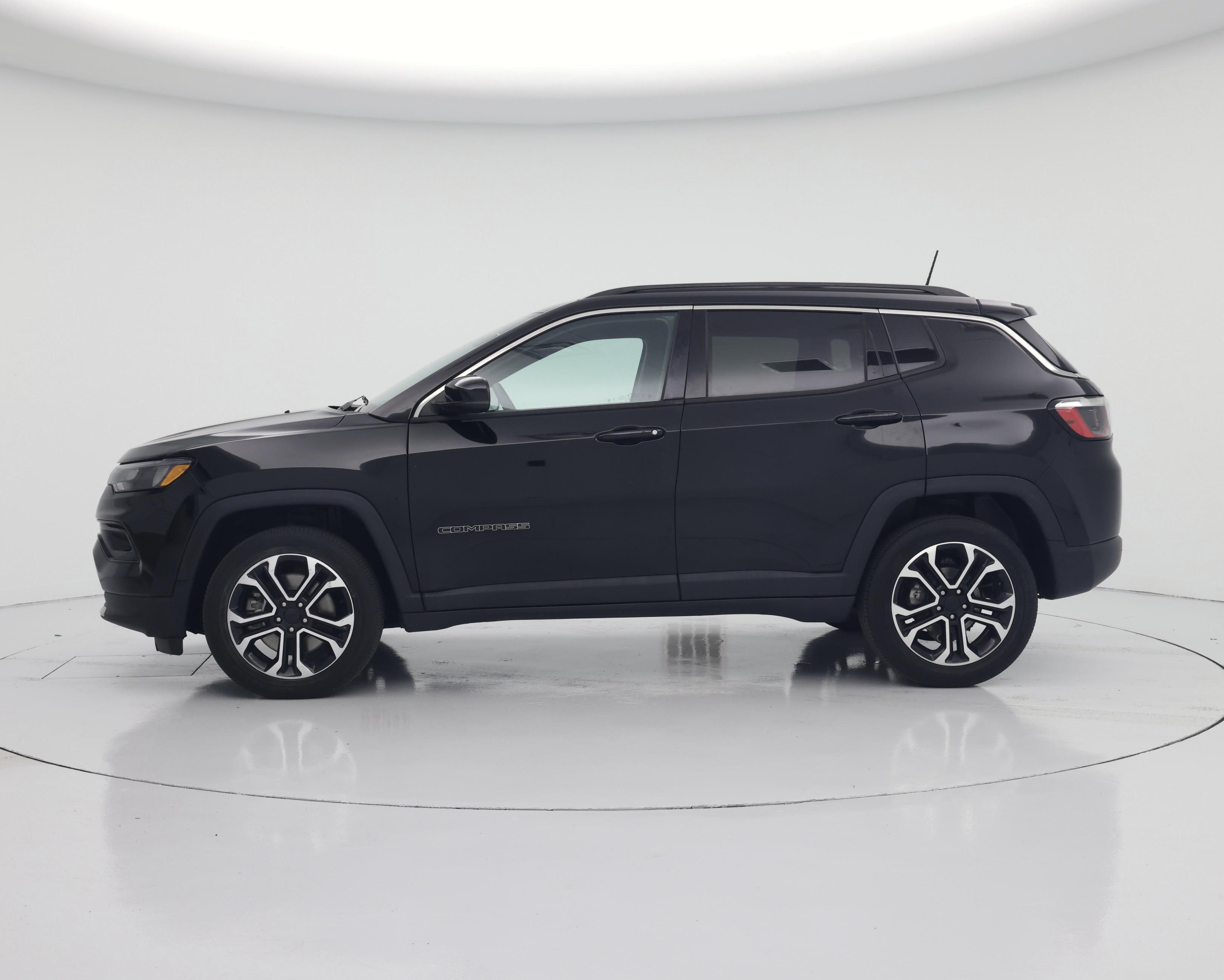 Thumbnail: 2023 Jeep Compass - 3