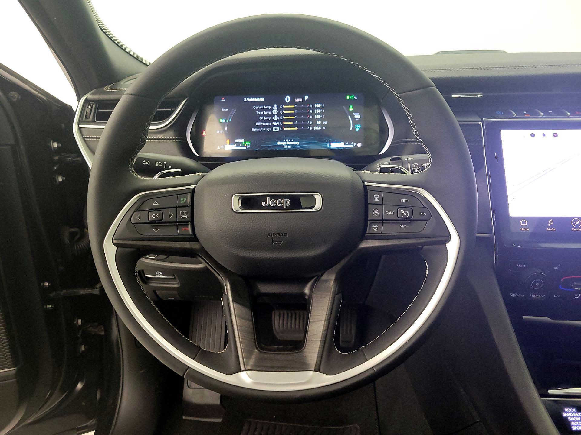 Thumbnail: 2024 Jeep Grand Cherokee - 10