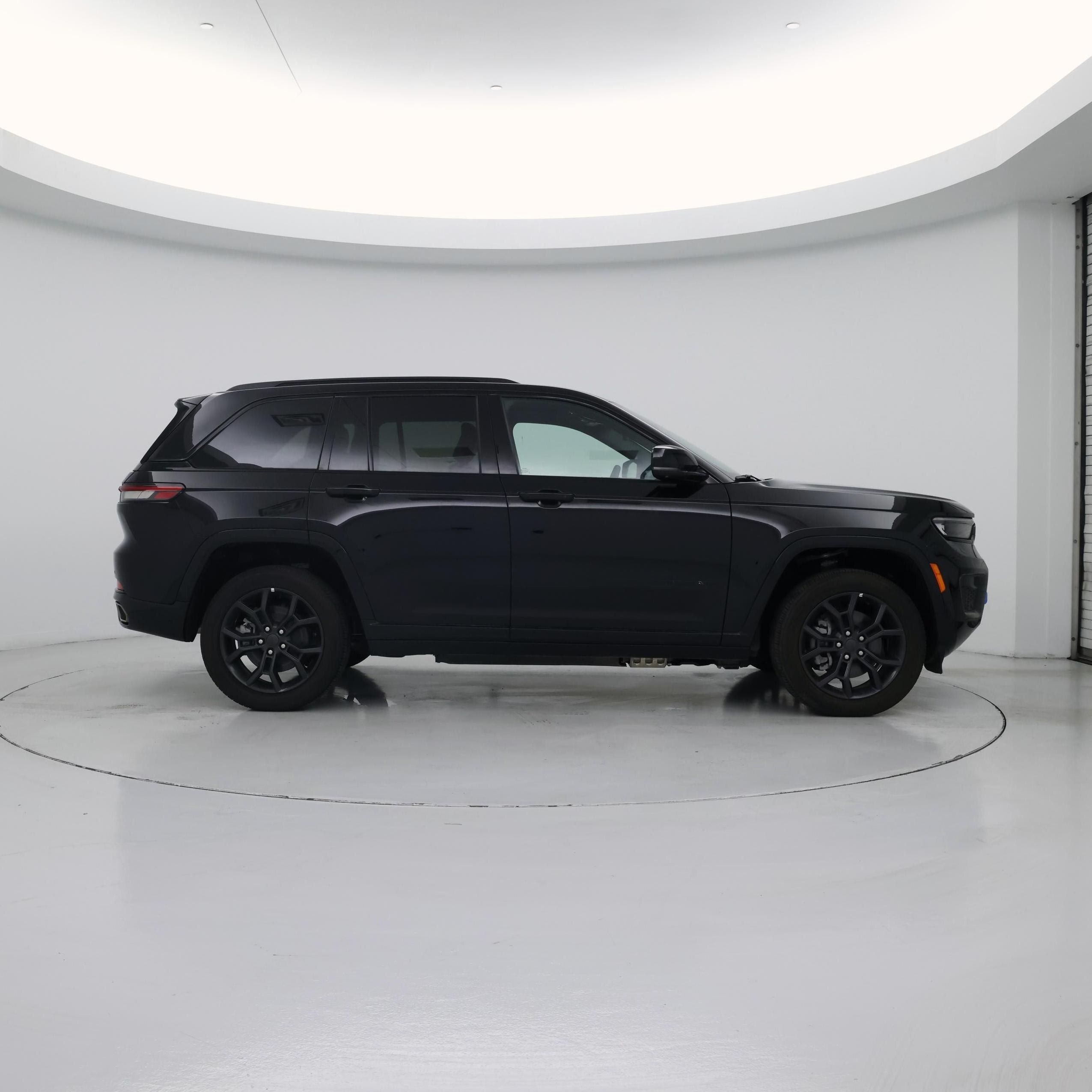 Thumbnail: 2024 Jeep Grand Cherokee - 7