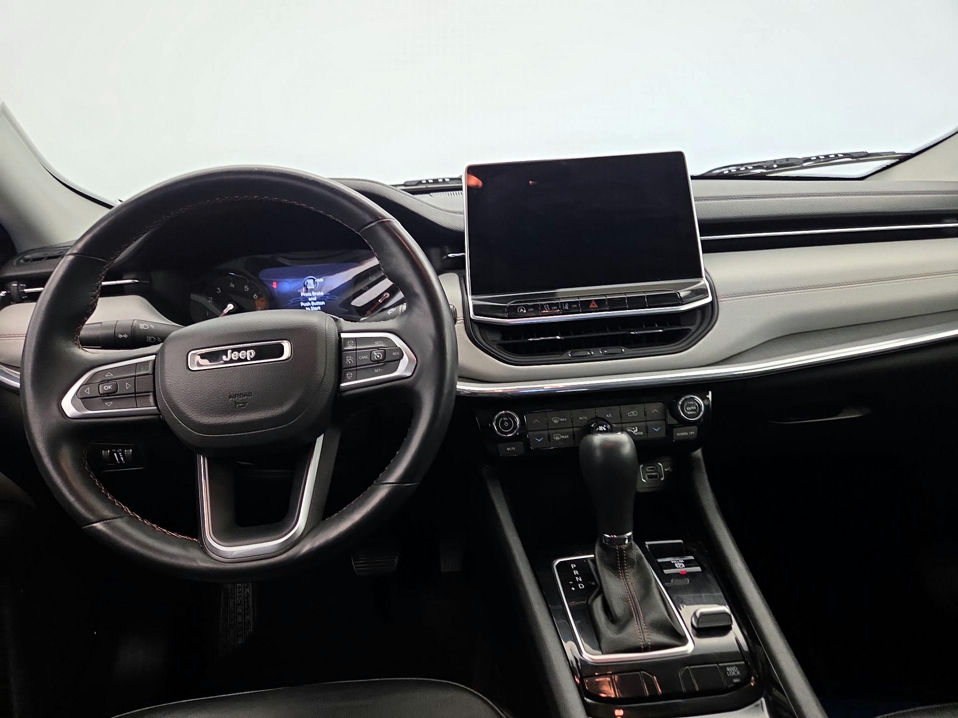 Thumbnail: 2022 Jeep Compass - 9
