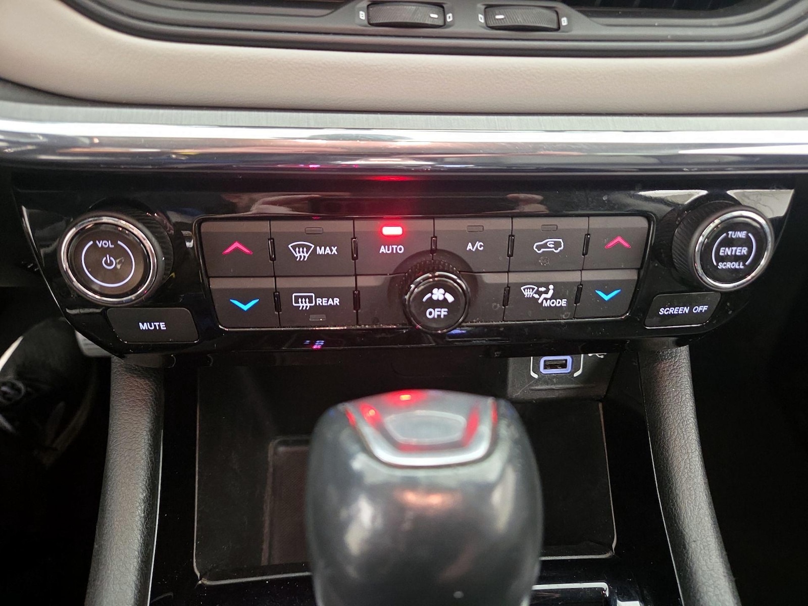 2022 Jeep Compass Limited - Photo 16