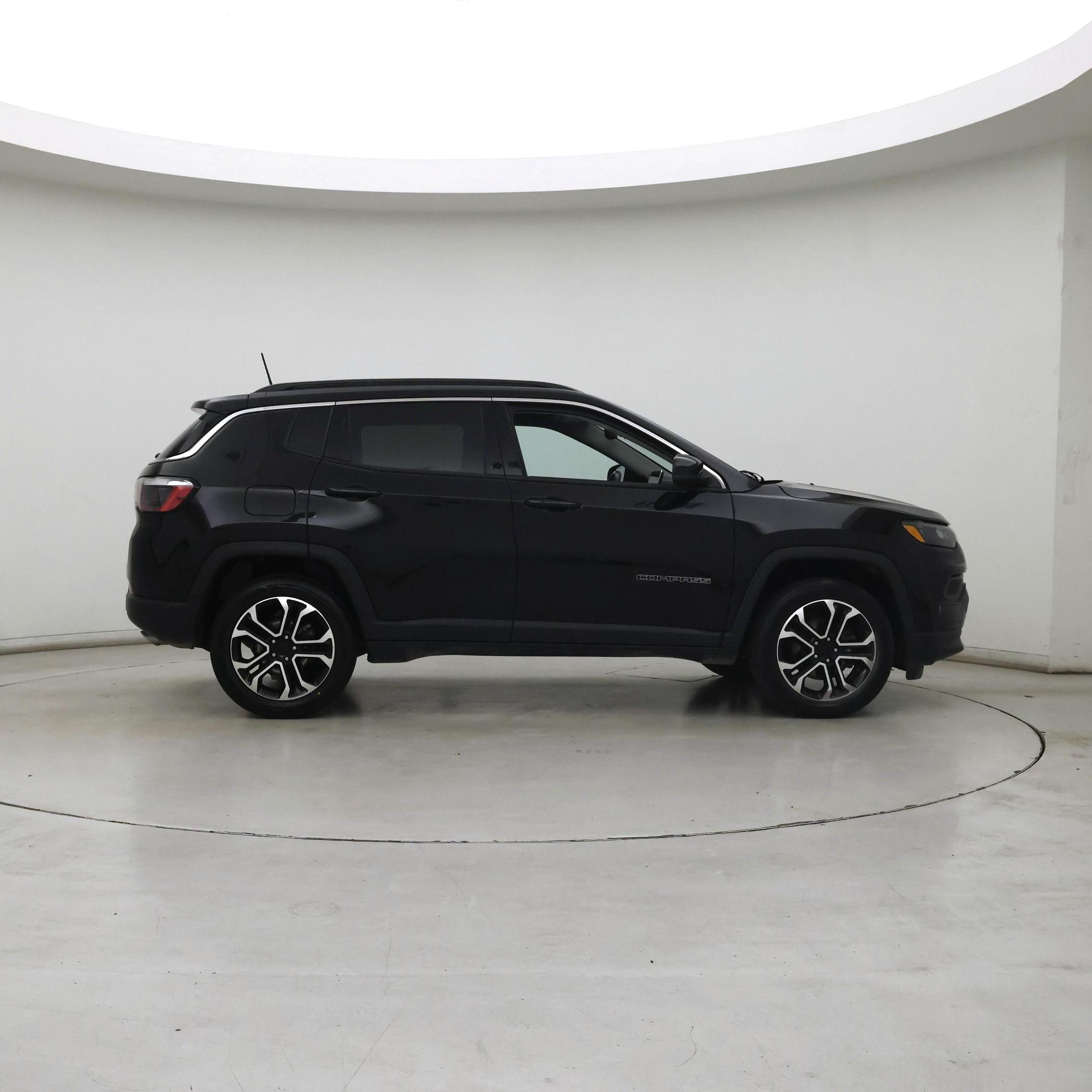 Thumbnail: 2022 Jeep Compass - 7