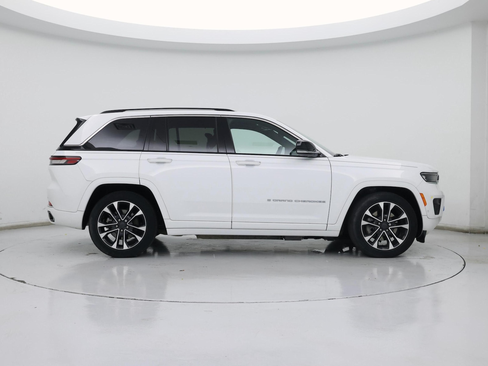 2023 Jeep Grand Cherokee Overland 4xe - Photo 8