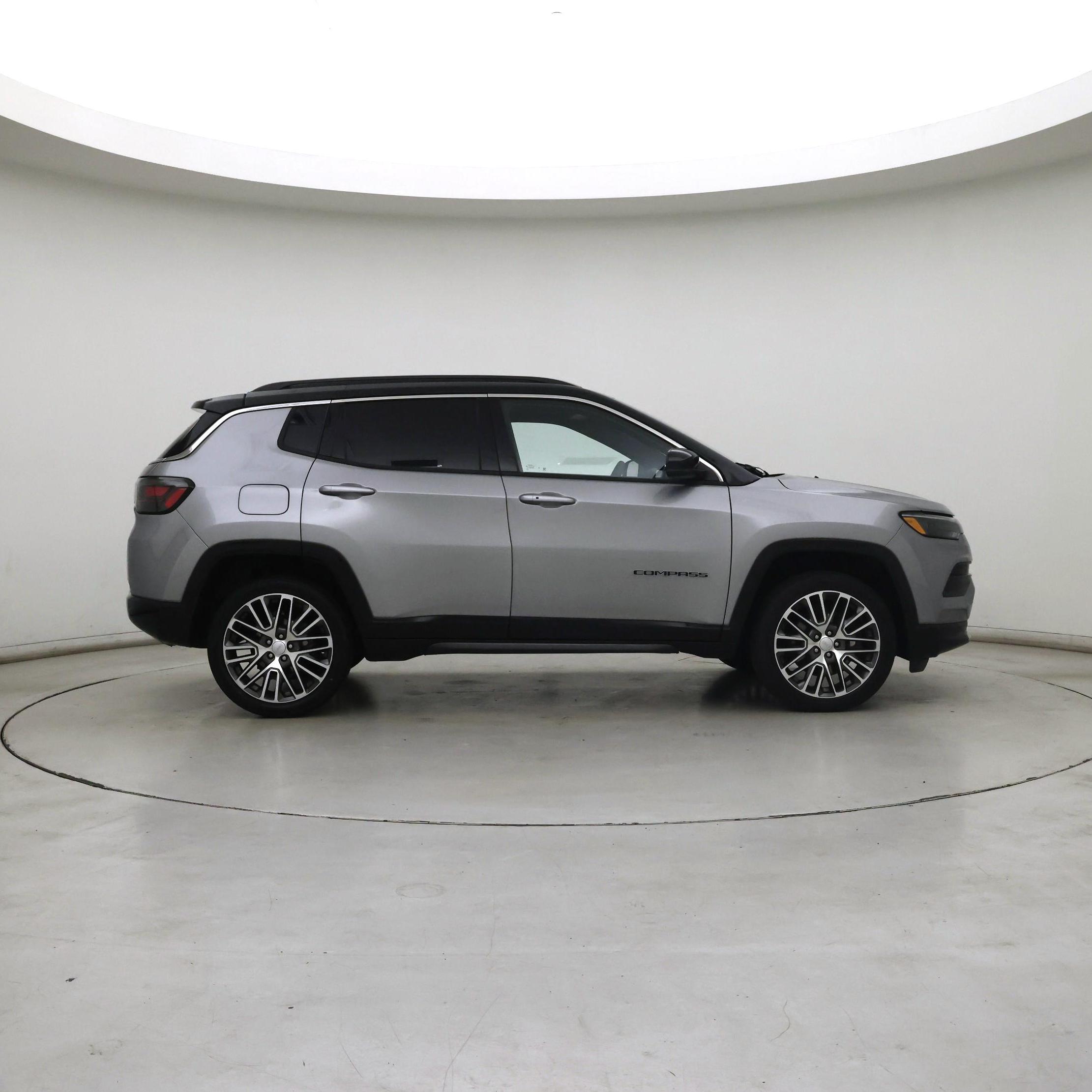 Thumbnail: 2023 Jeep Compass - 7