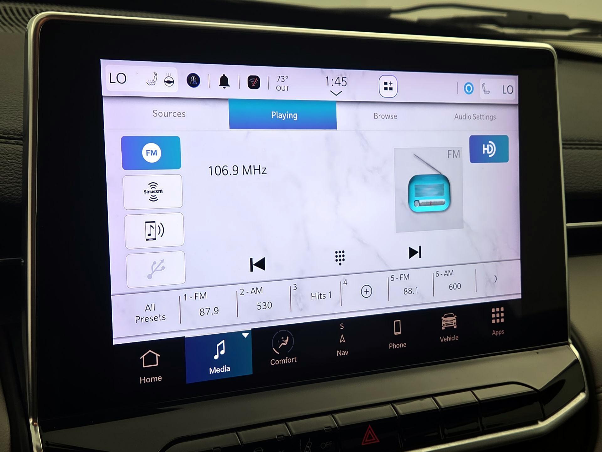 Thumbnail: 2022 Jeep Compass - 16