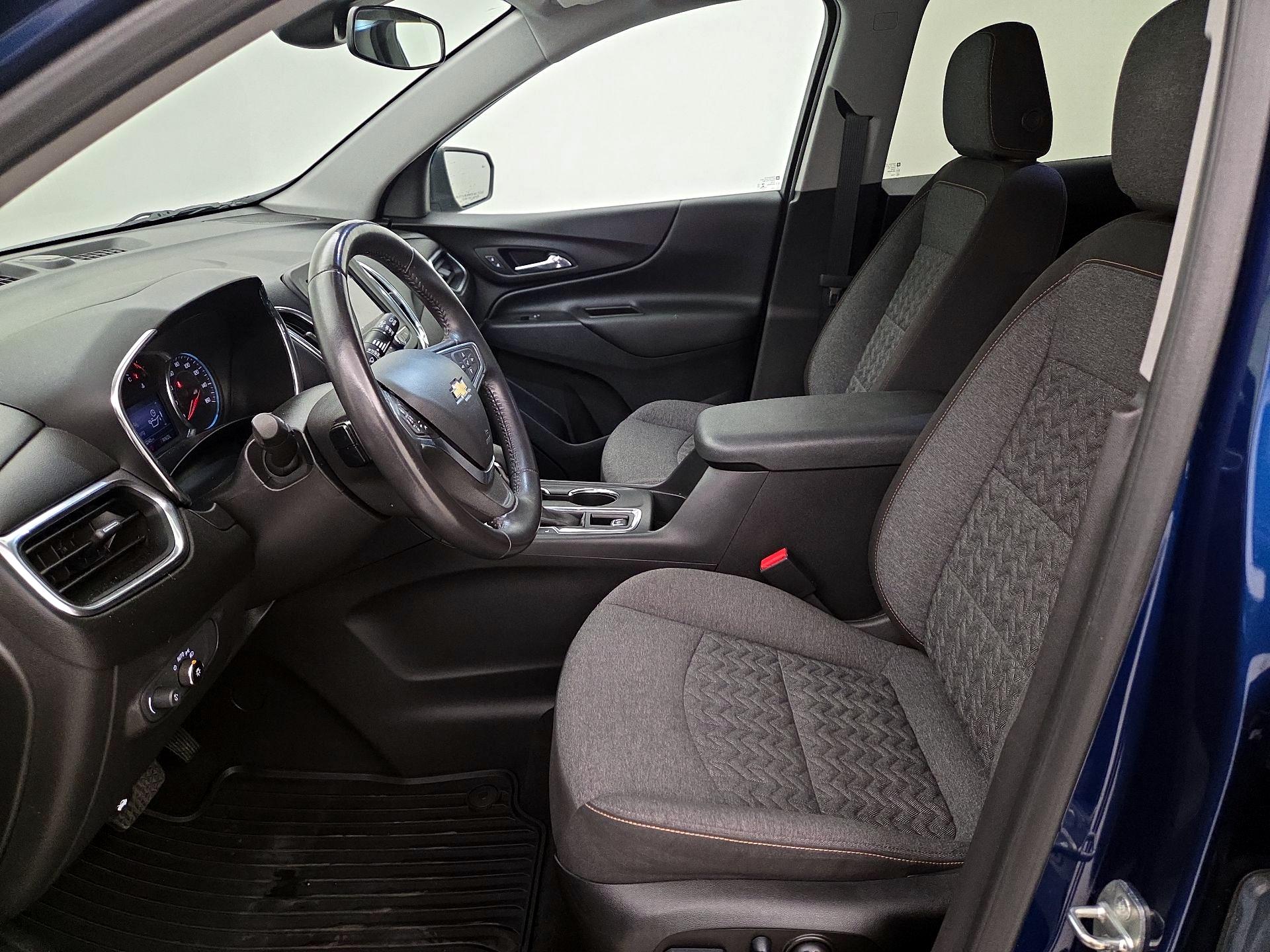 Thumbnail: 2022 Chevrolet Equinox - 11