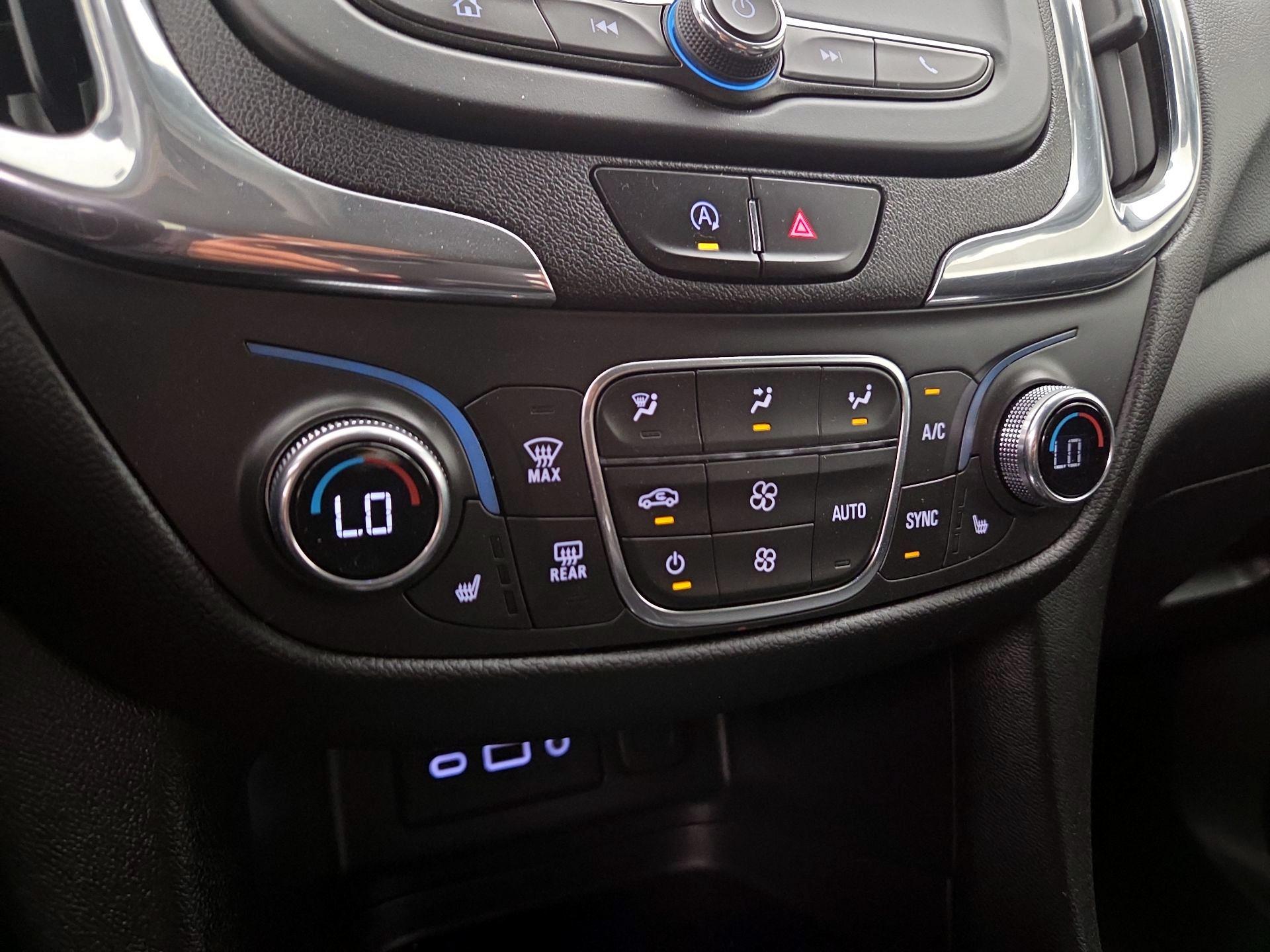 Thumbnail: 2022 Chevrolet Equinox - 16