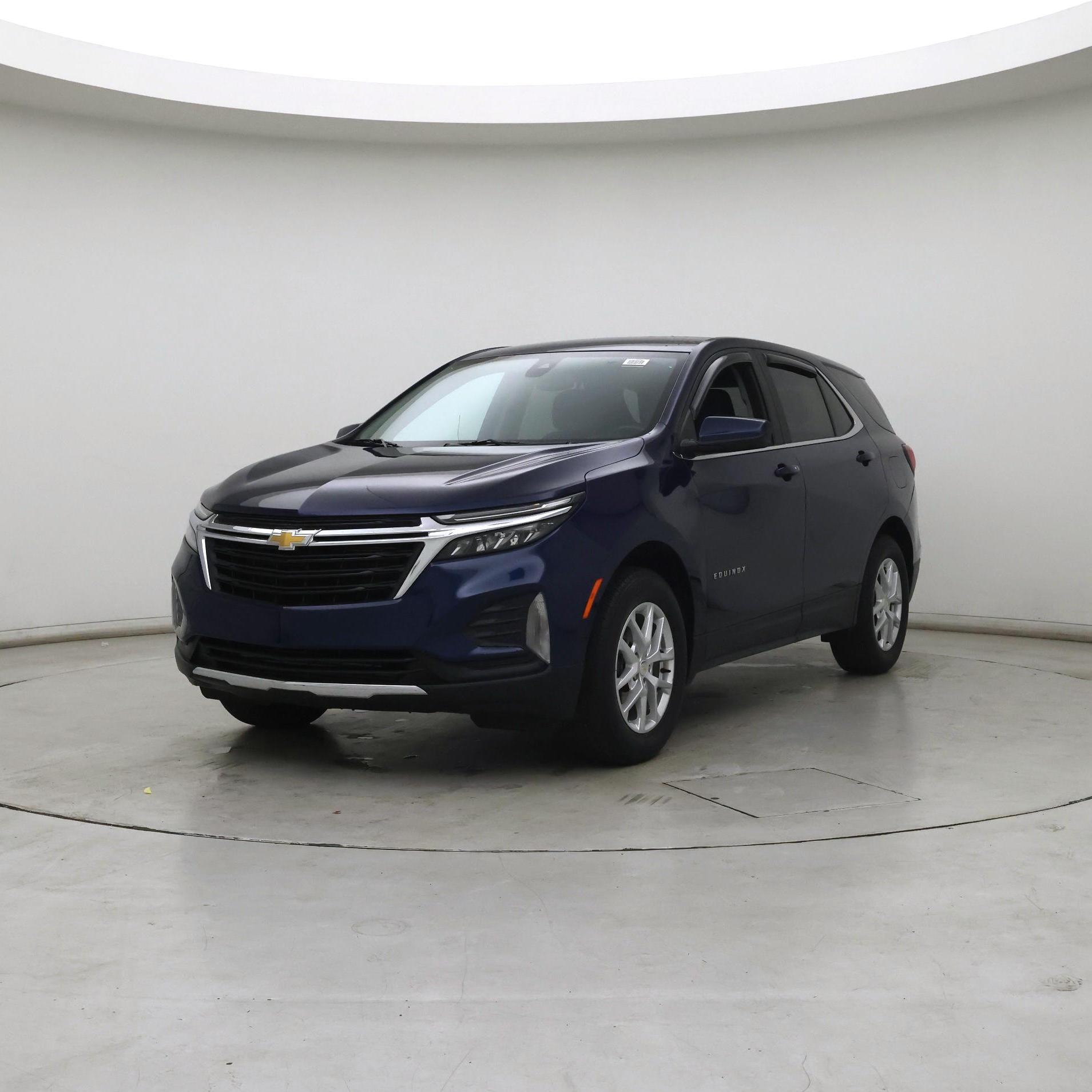 Thumbnail: 2022 Chevrolet Equinox - 4