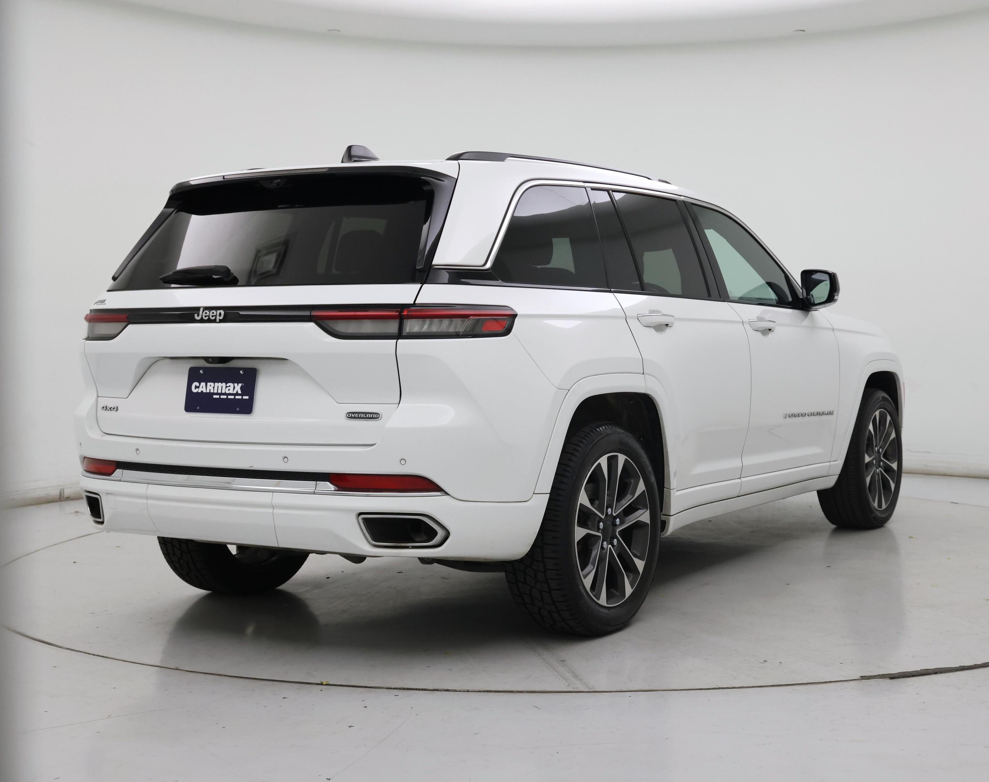 Thumbnail: 2023 Jeep Grand Cherokee - 8