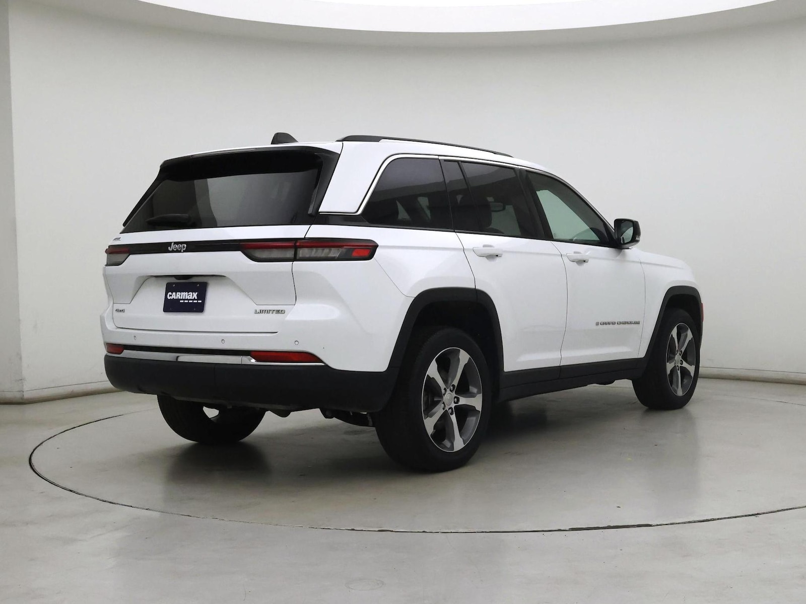 2023 Jeep Grand Cherokee Limited - Photo 9