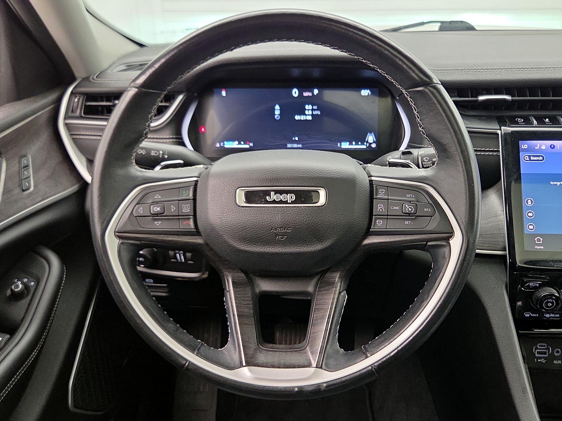 Thumbnail: 2022 Jeep Grand Cherokee - 10