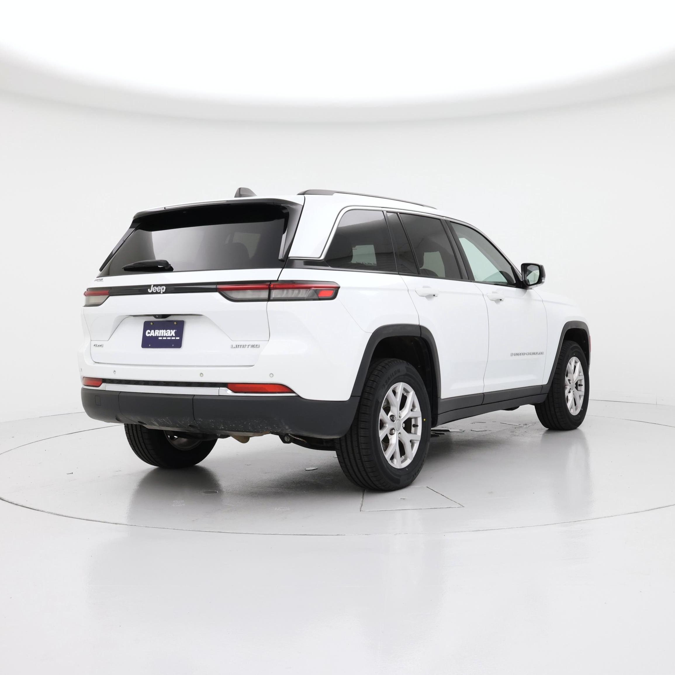 Thumbnail: 2022 Jeep Grand Cherokee - 8